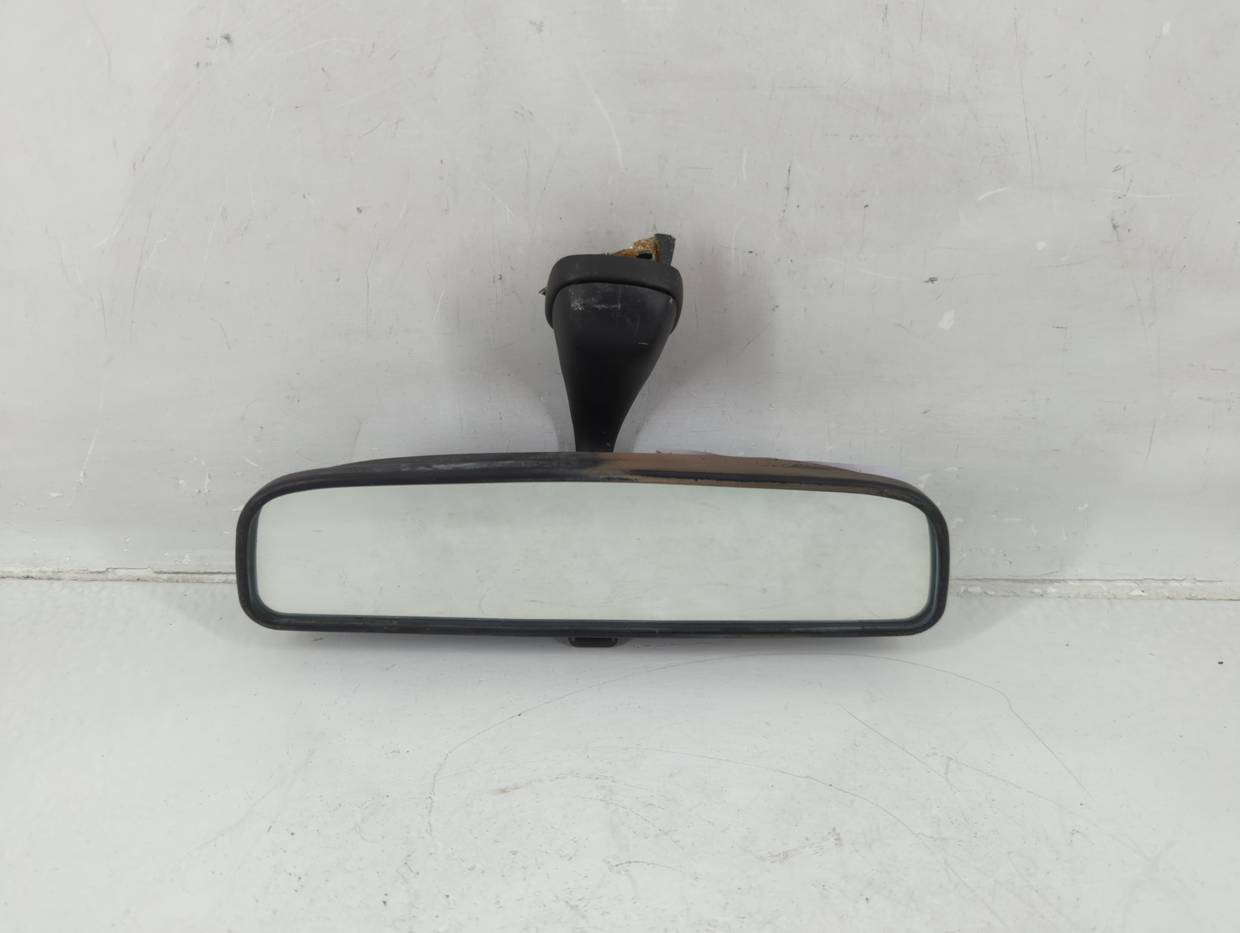 Picture of 2000-2005 Hyundai Sonata Interior Rear View Mirror Oem 1146109