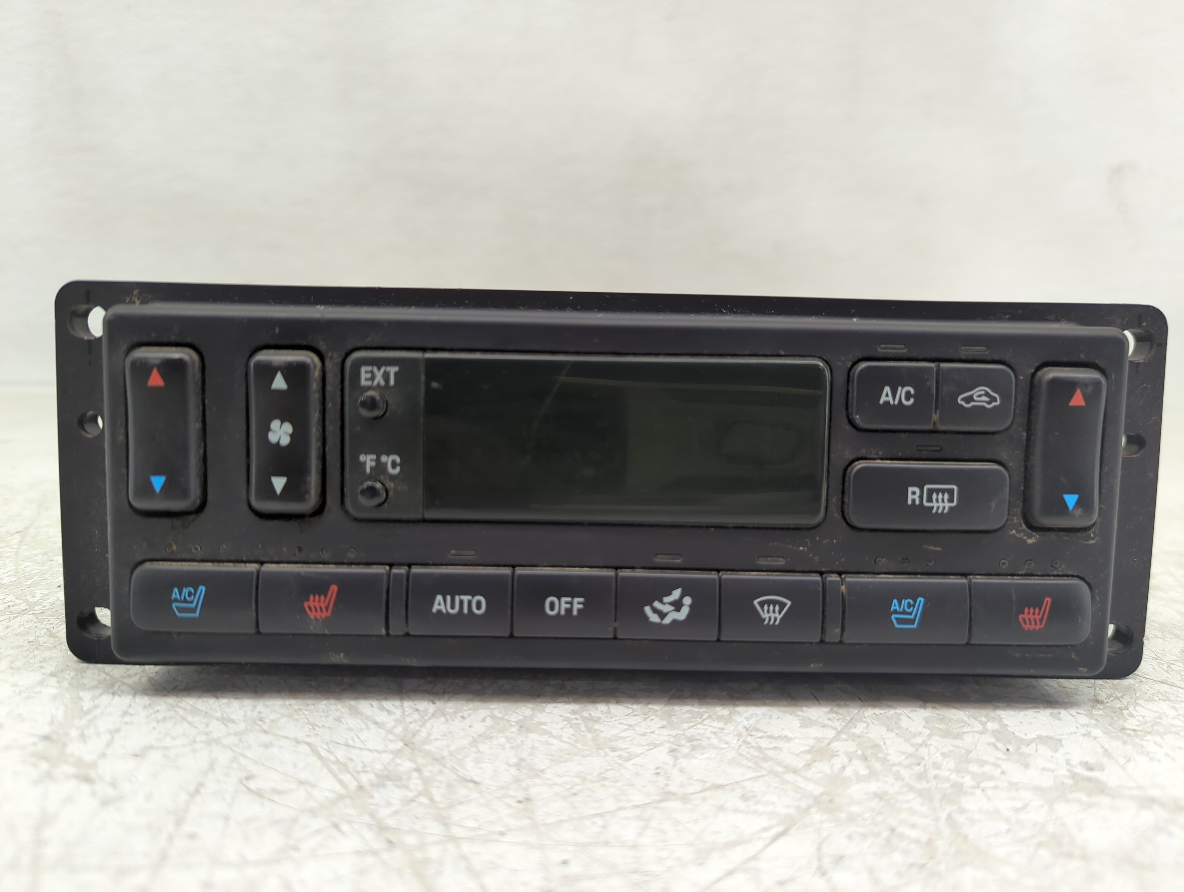 2006 Ford Expedition Ac Heater Climate Control 6l14-18c612-ba 1146155 - Oemusedautoparts1.com