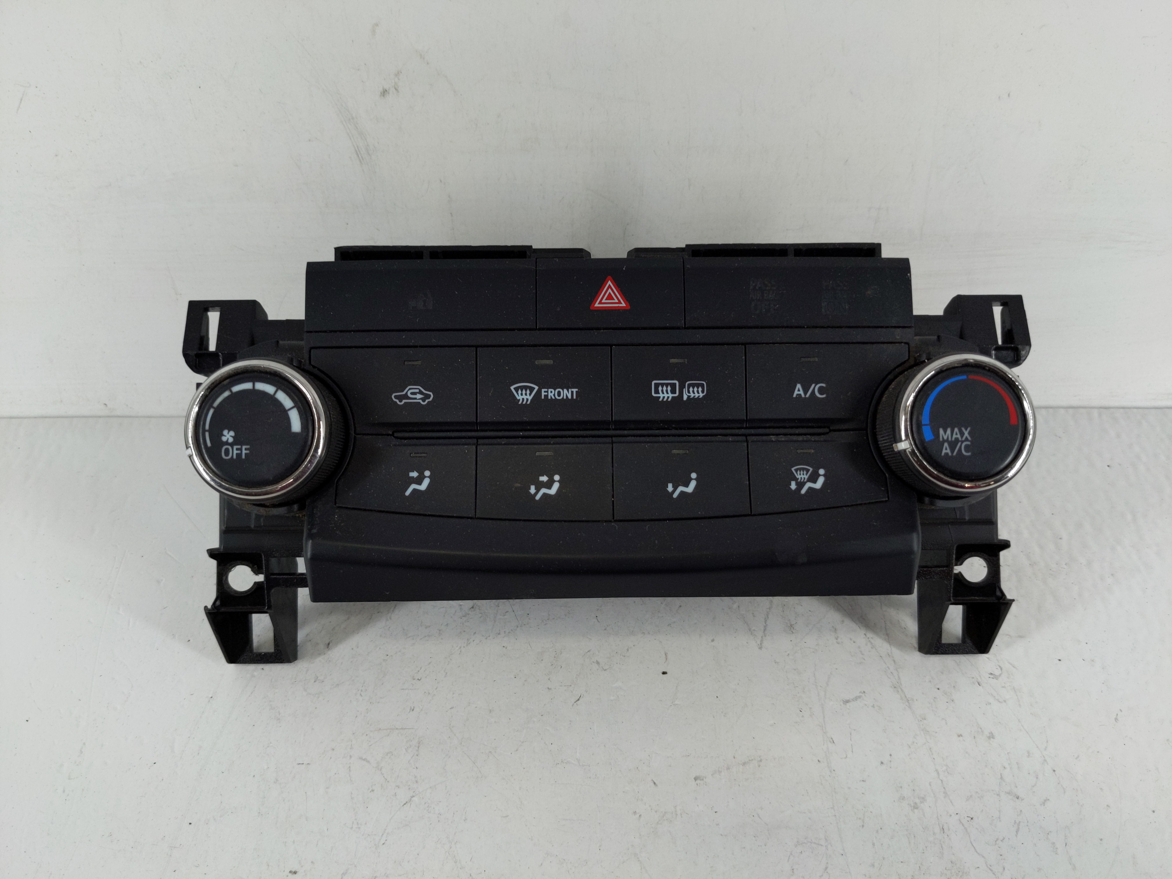 Picture of 2015-2017 Toyota Camry Ac Heater Climate Control 55900-06320 1146158