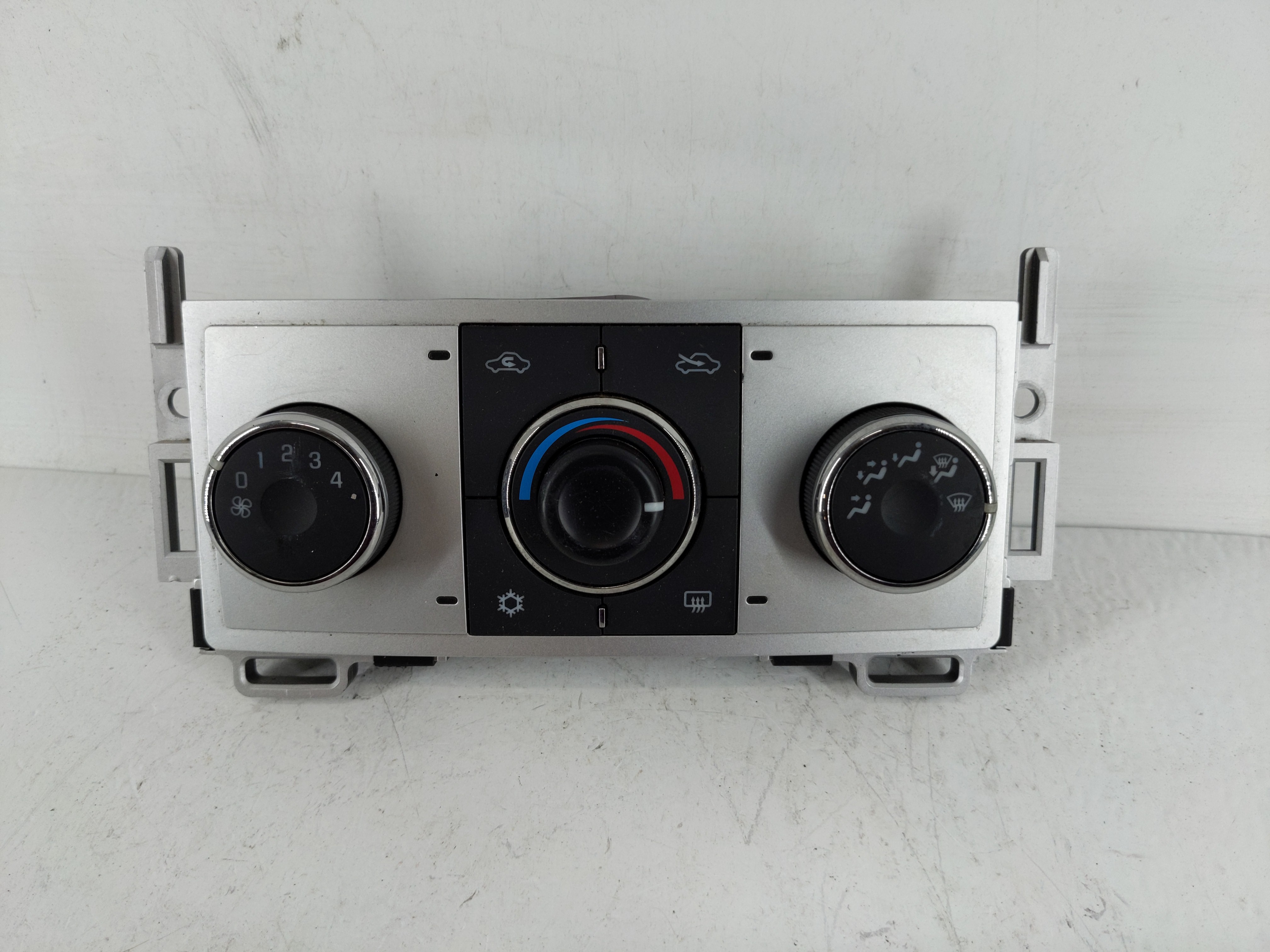 2008-2012 Chevrolet Malibu Ac Heater Climate Control 28272781 1146168 - Oemusedautoparts1.com