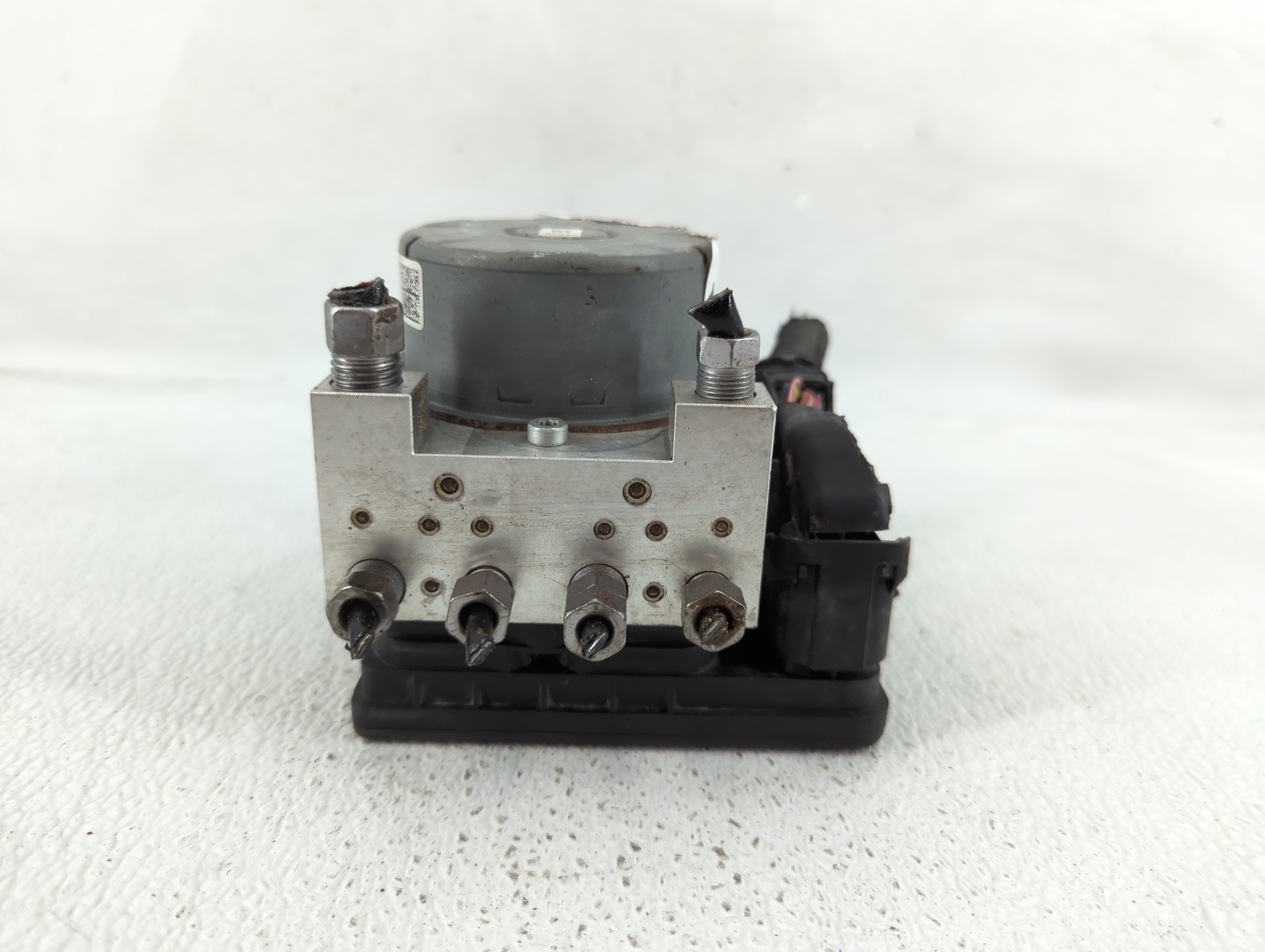 2013-2014 Dodge Charger Abs Pump Control Module 1146365 - Oemusedautoparts1.com