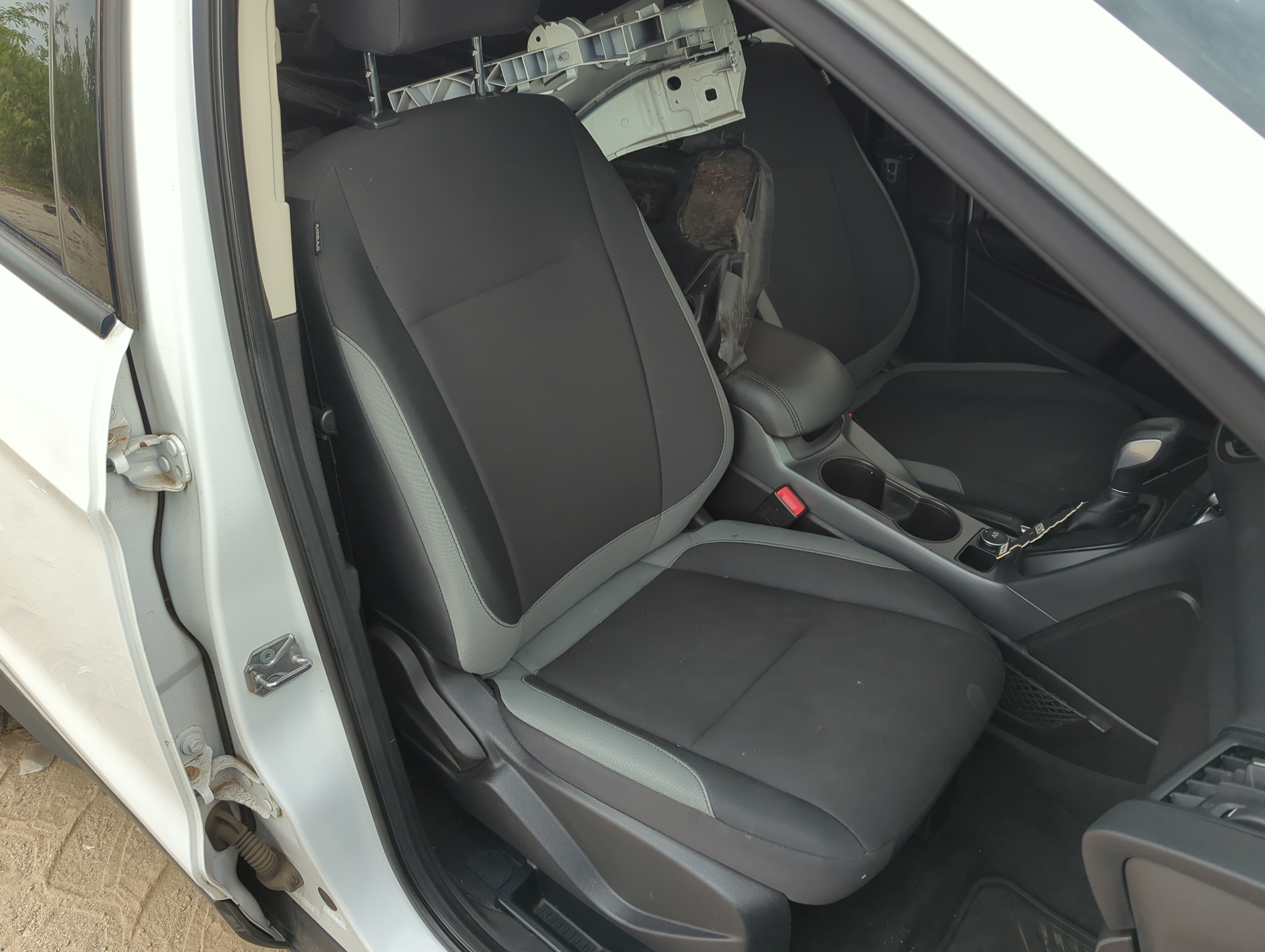 2013-2015 Ford Escape Passenger Front Seat Oem 1146511 - Oemusedautoparts1.com