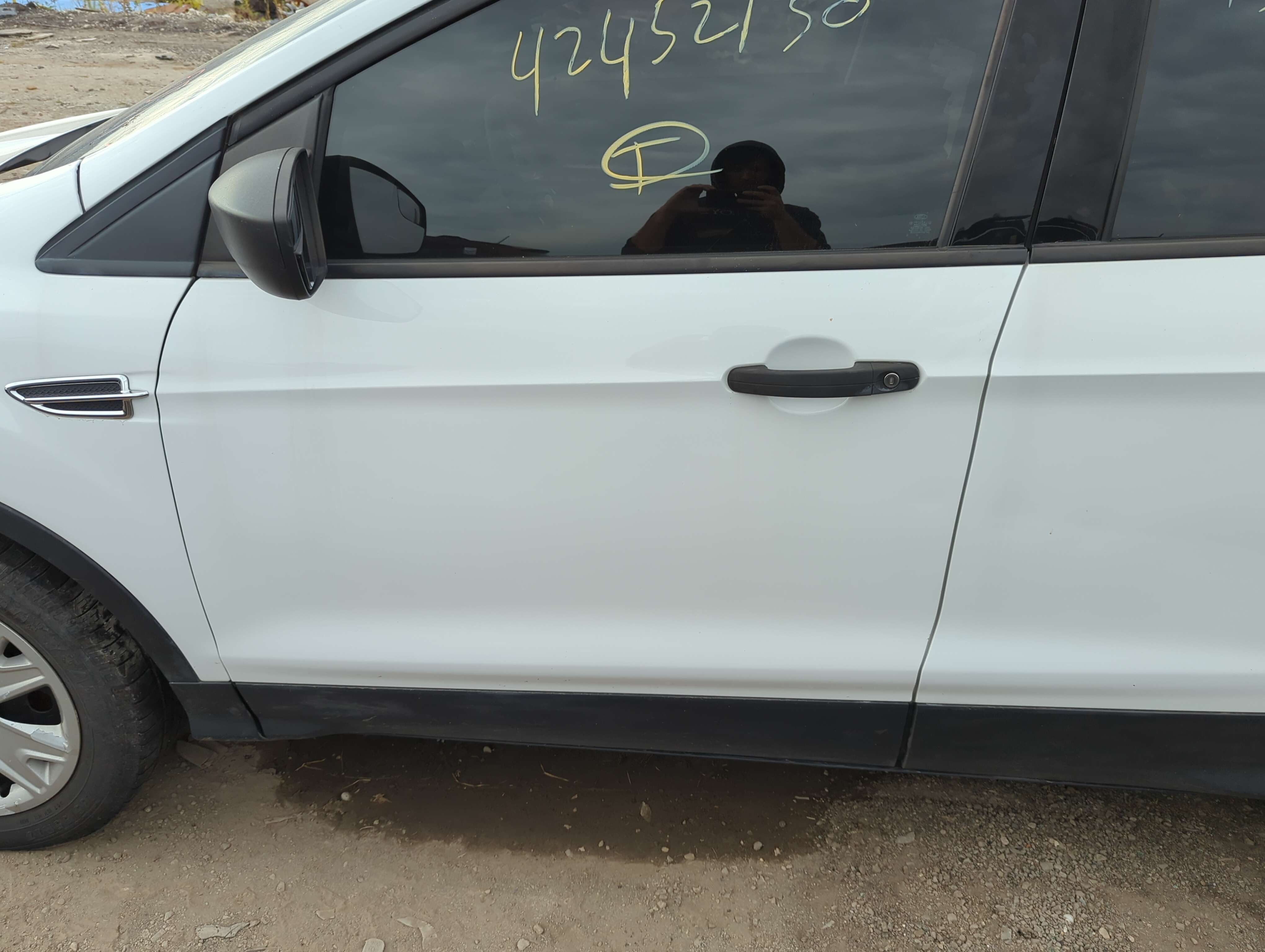 2013-2019 Ford Escape Driver Front Door Oem 1146556 - Oemusedautoparts1.com