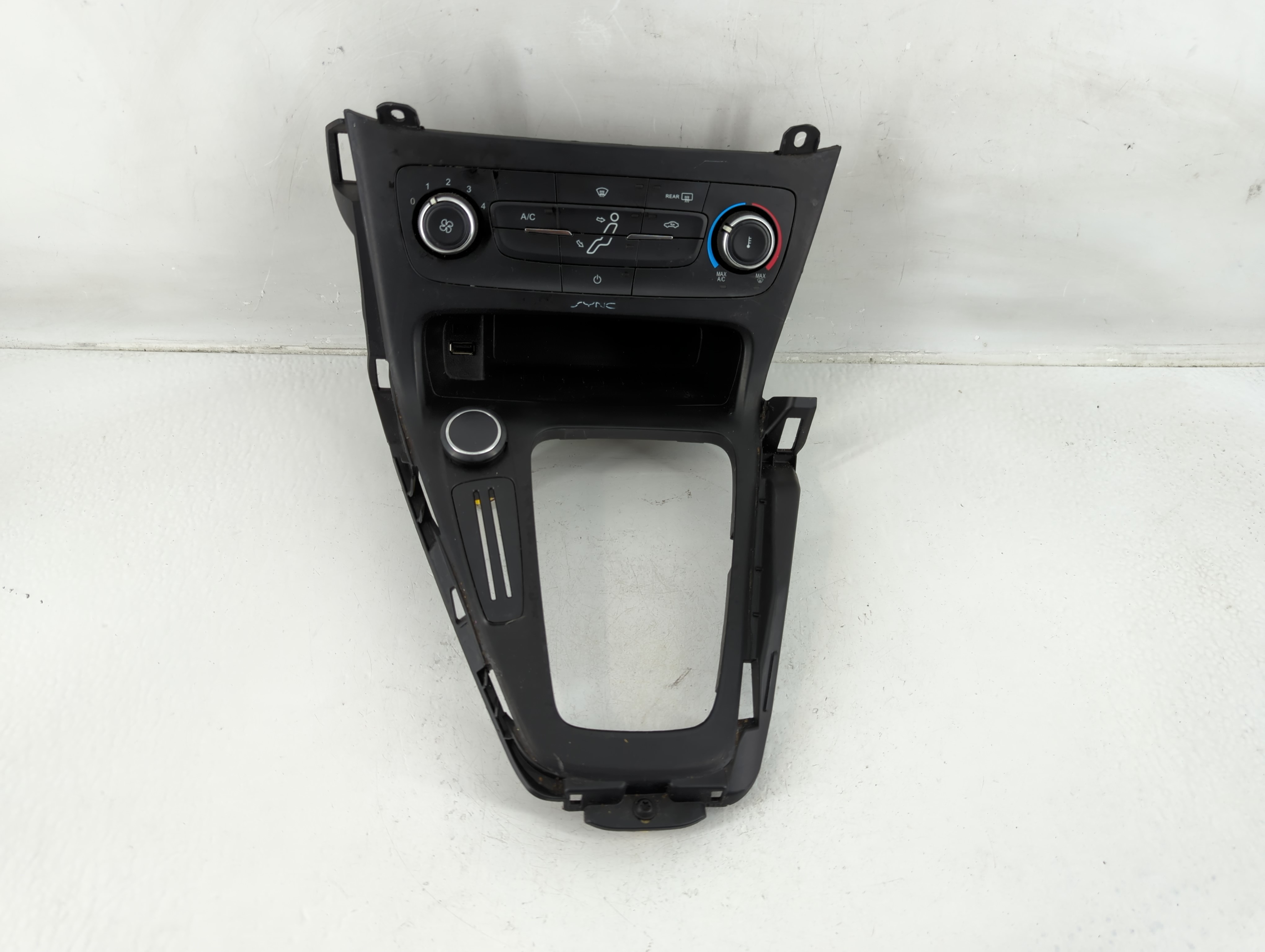 Picture of 2015-2018 Ford Focus Ac Heater Climate Control F1et-19980-jj 1146579