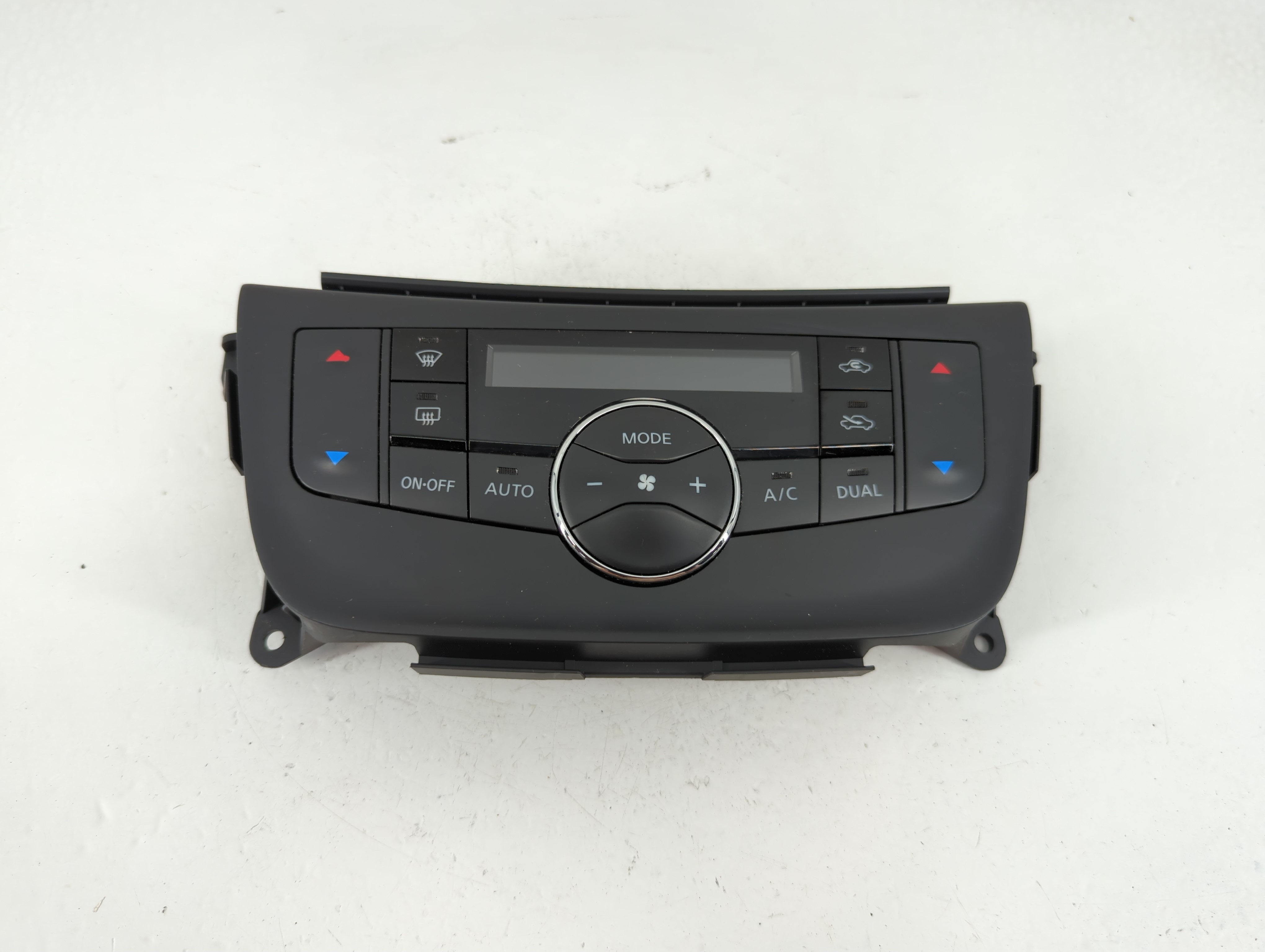 Picture of 2015-2019 Nissan Sentra Ac Heater Climate Control 27500 4at4a 1146591