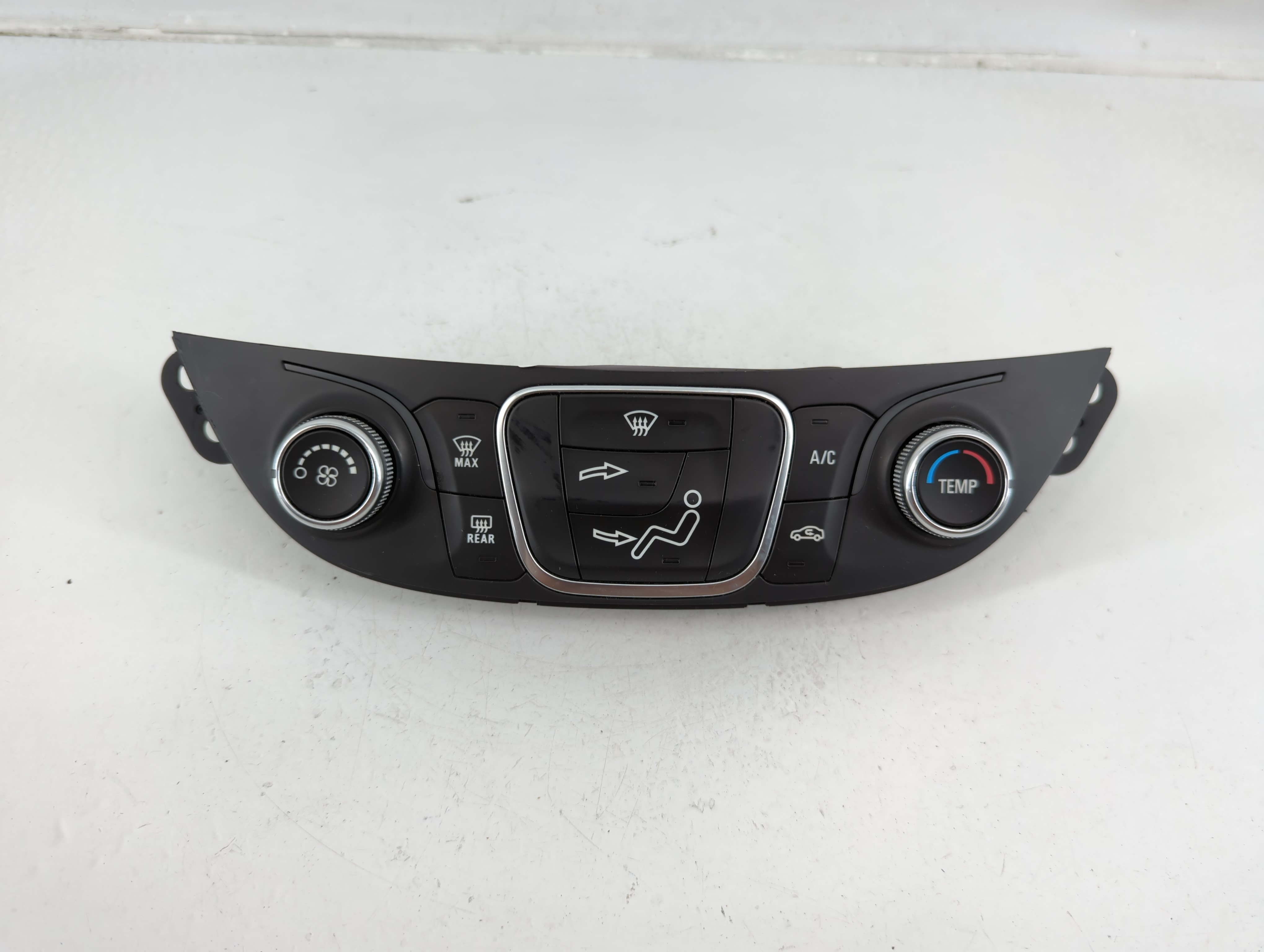 Picture of 2019-2021 Chevrolet Malibu Ac Heater Climate Control 84426651 1146594
