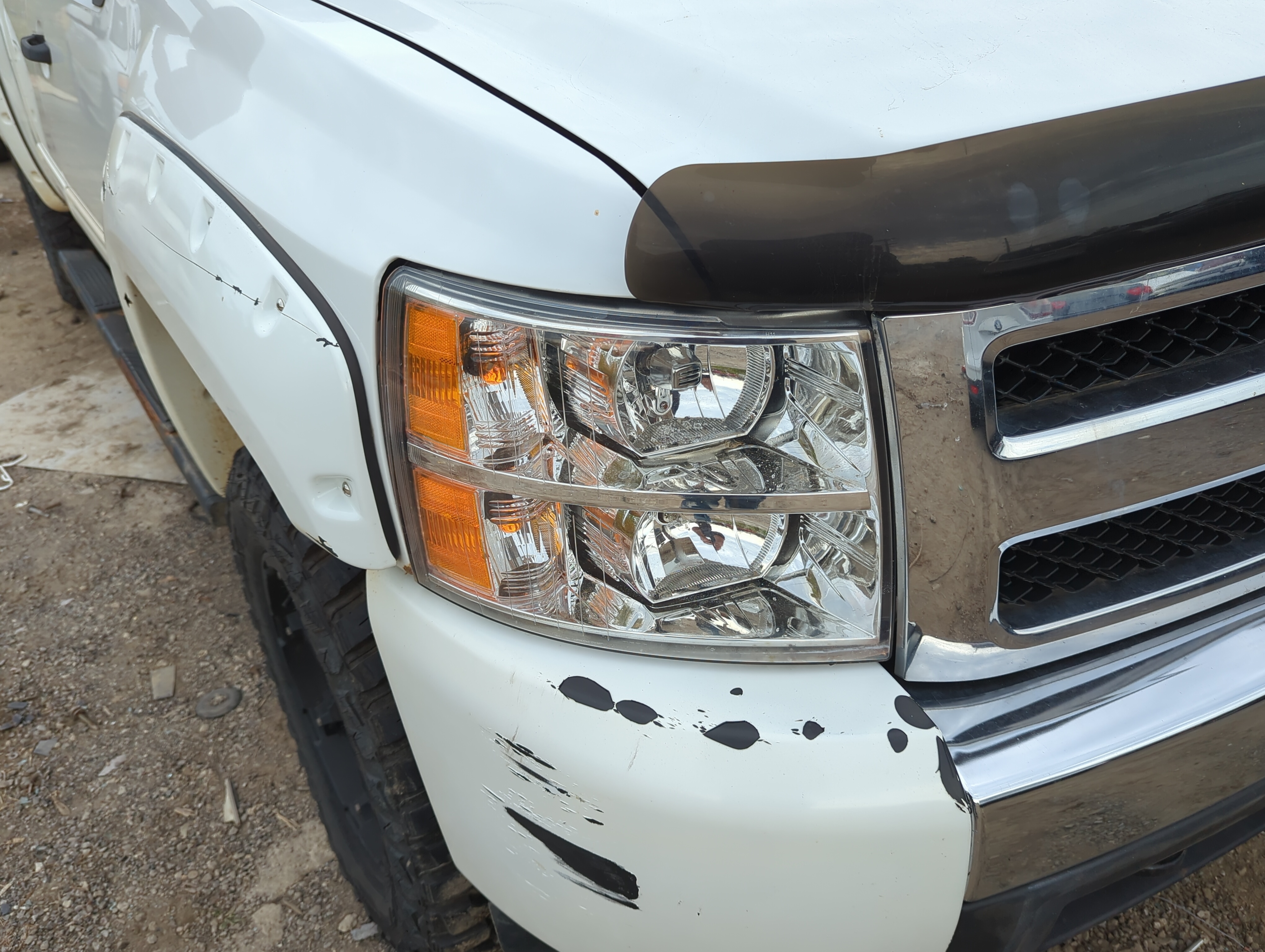 Head Lights 2011 CHEVROLET SILVERADO 1500 - Oemusedautoparts1.com