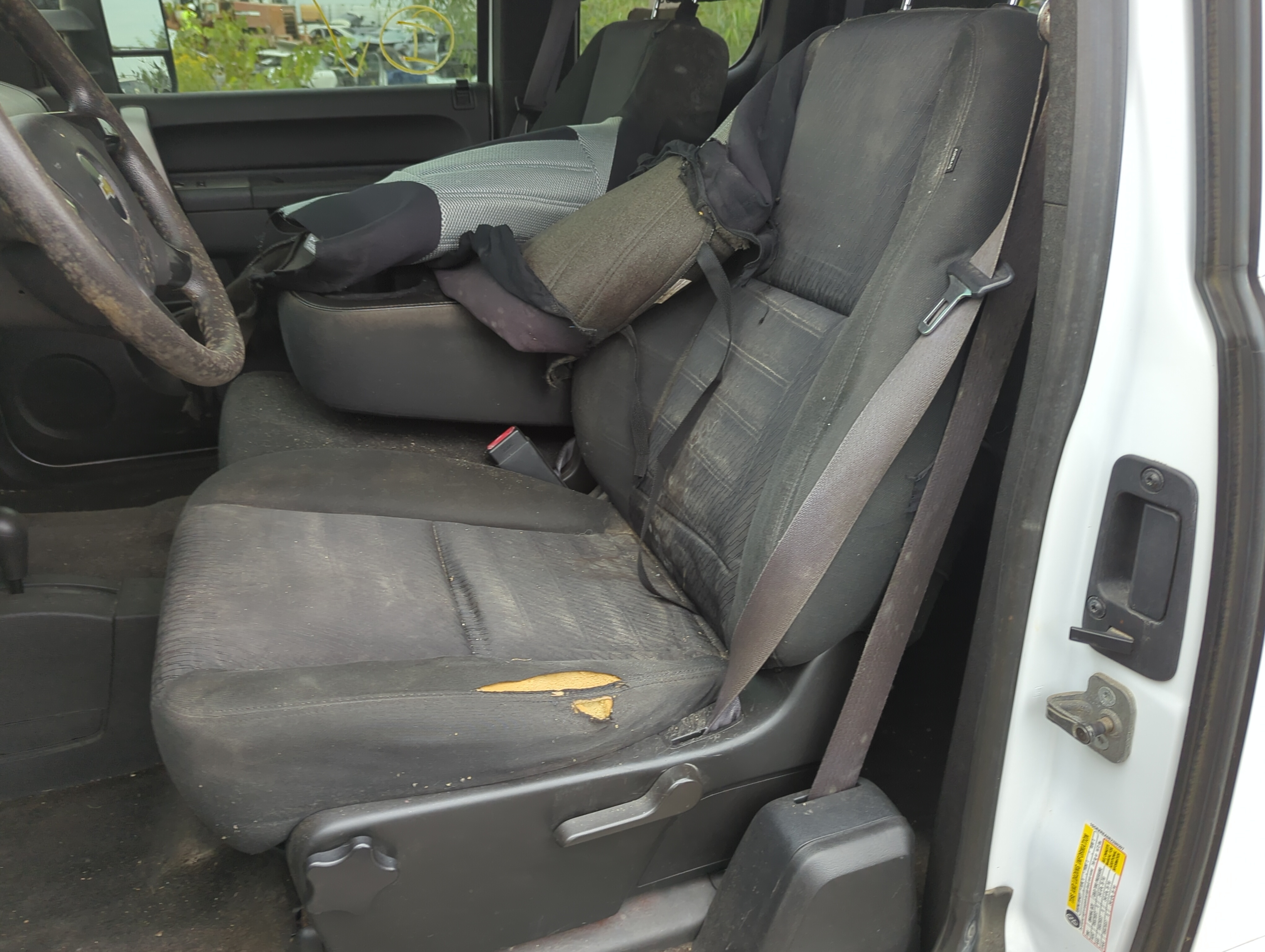 2011-2011 Chevrolet Silverado 1500 Driver Front Seat Oem 1146630 - Oemusedautoparts1.com