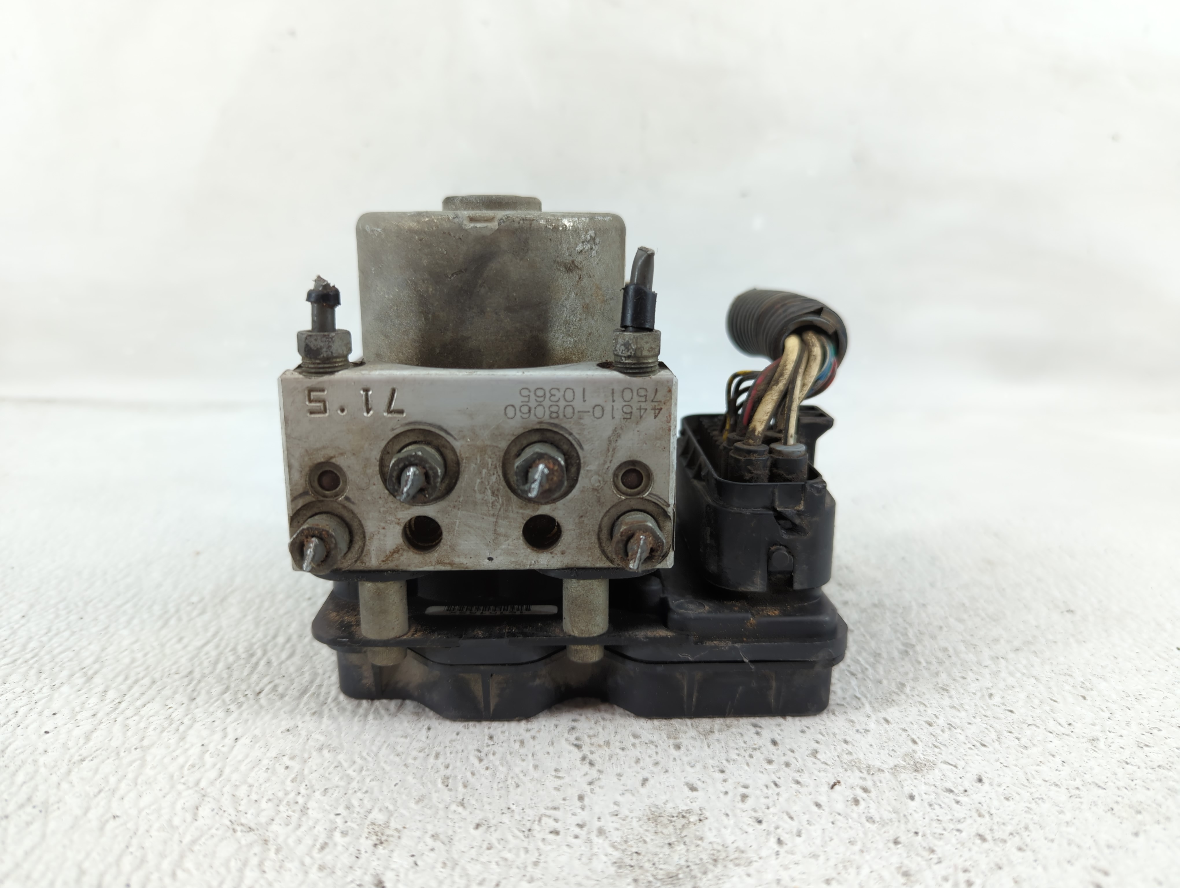 2004-2006 Toyota Sienna Abs Pump Control Module 1146767 - Oemusedautoparts1.com