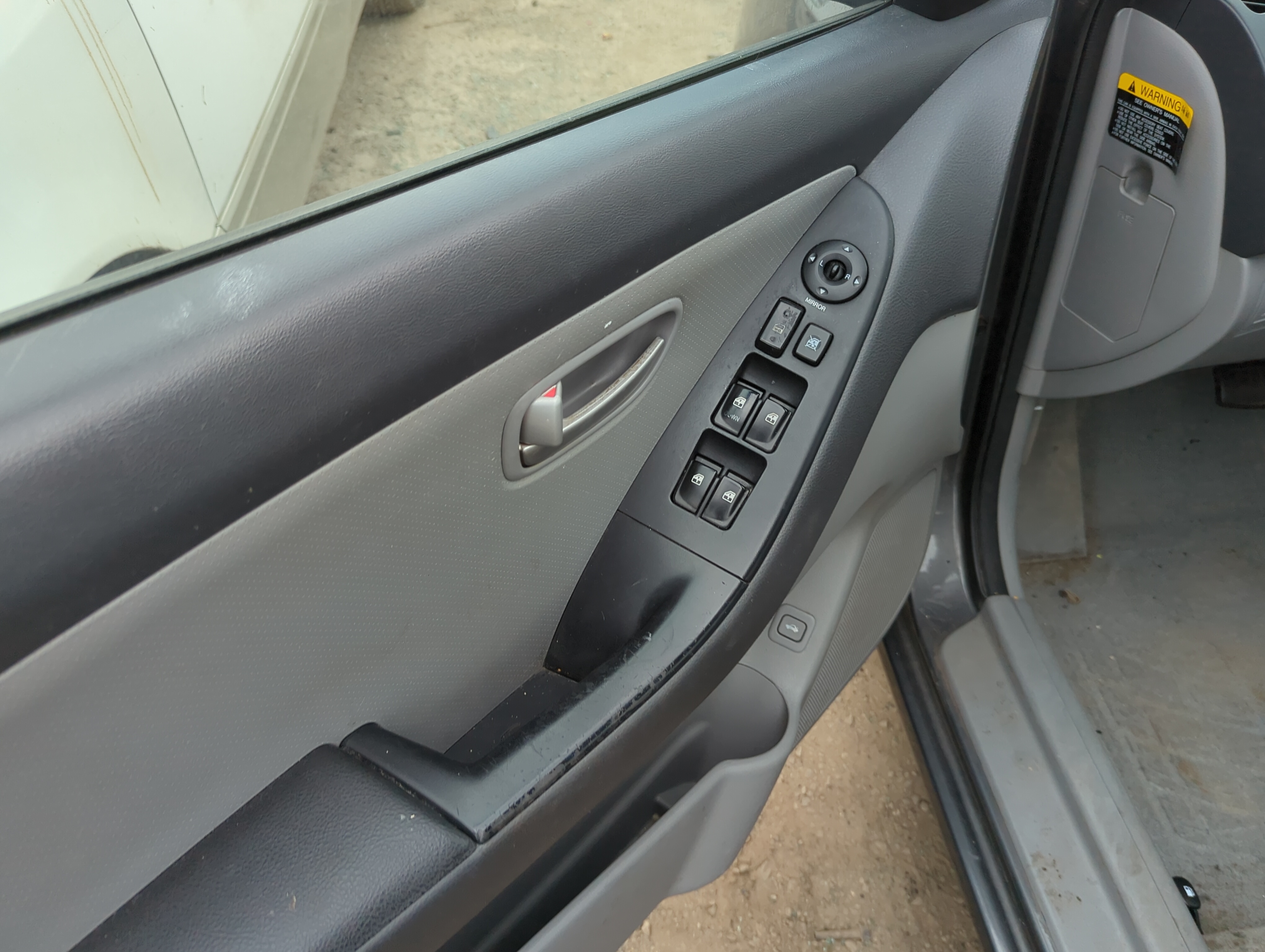 2007-2010 Hyundai Elantra Driver Left Door Master Power Window Switch 1147041 - Oemusedautoparts1.com