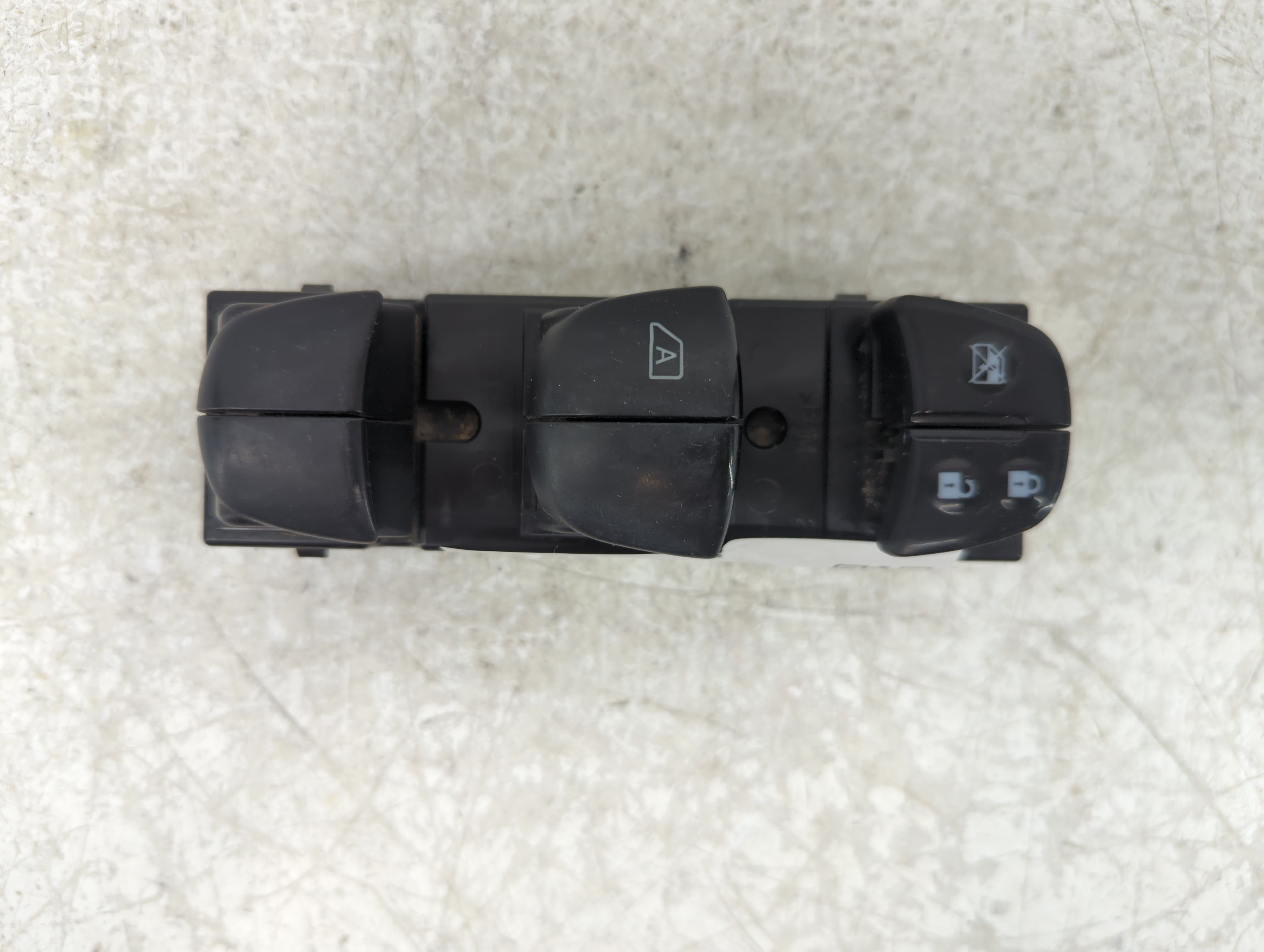 2013-2018 Nissan Altima Driver Left Door Master Power Window Switch 1147155 - Oemusedautoparts1.com