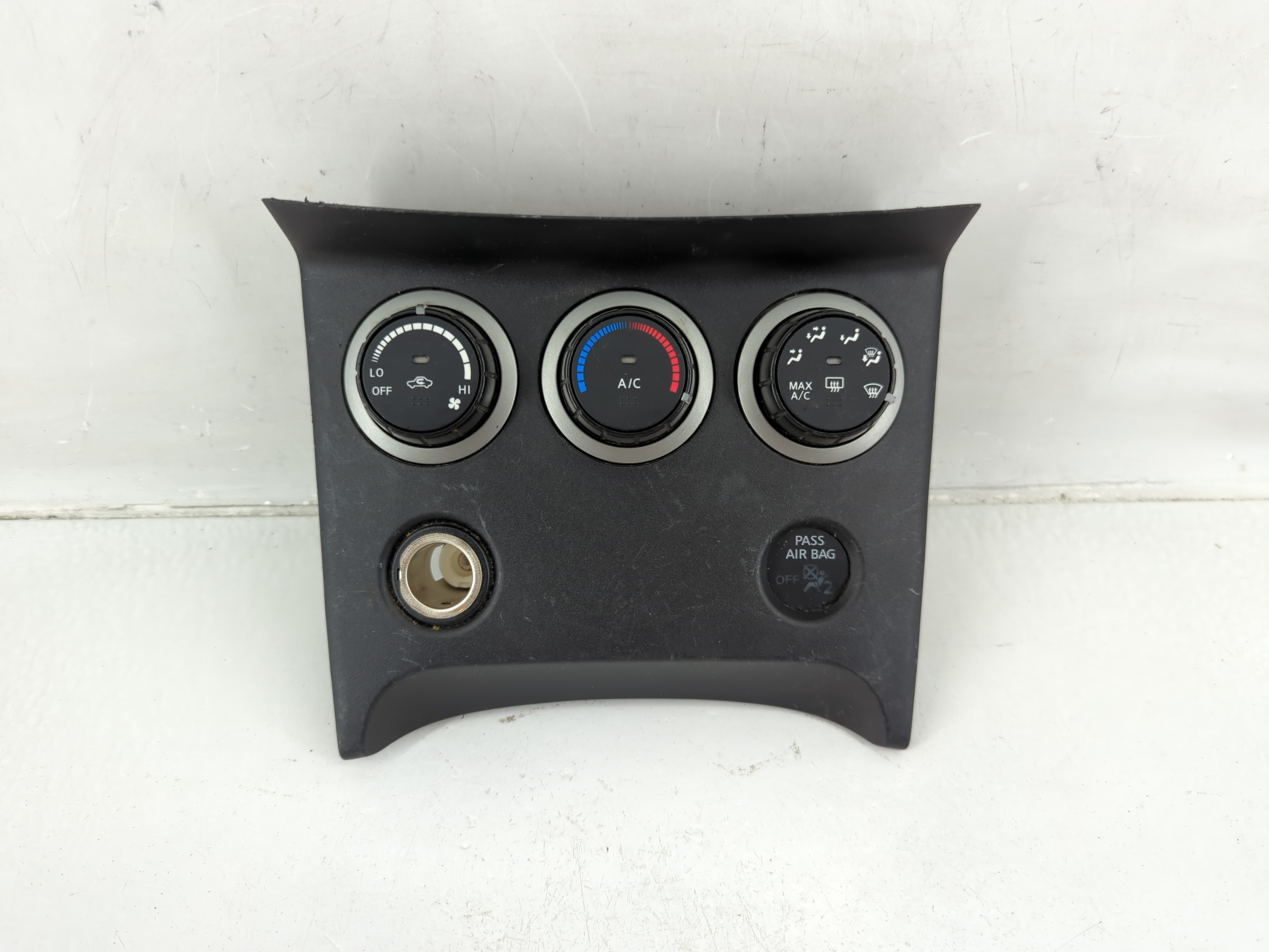 Picture of 2011-2015 Nissan Rogue Ac Heater Climate Control 27500 1vl0c 1147182