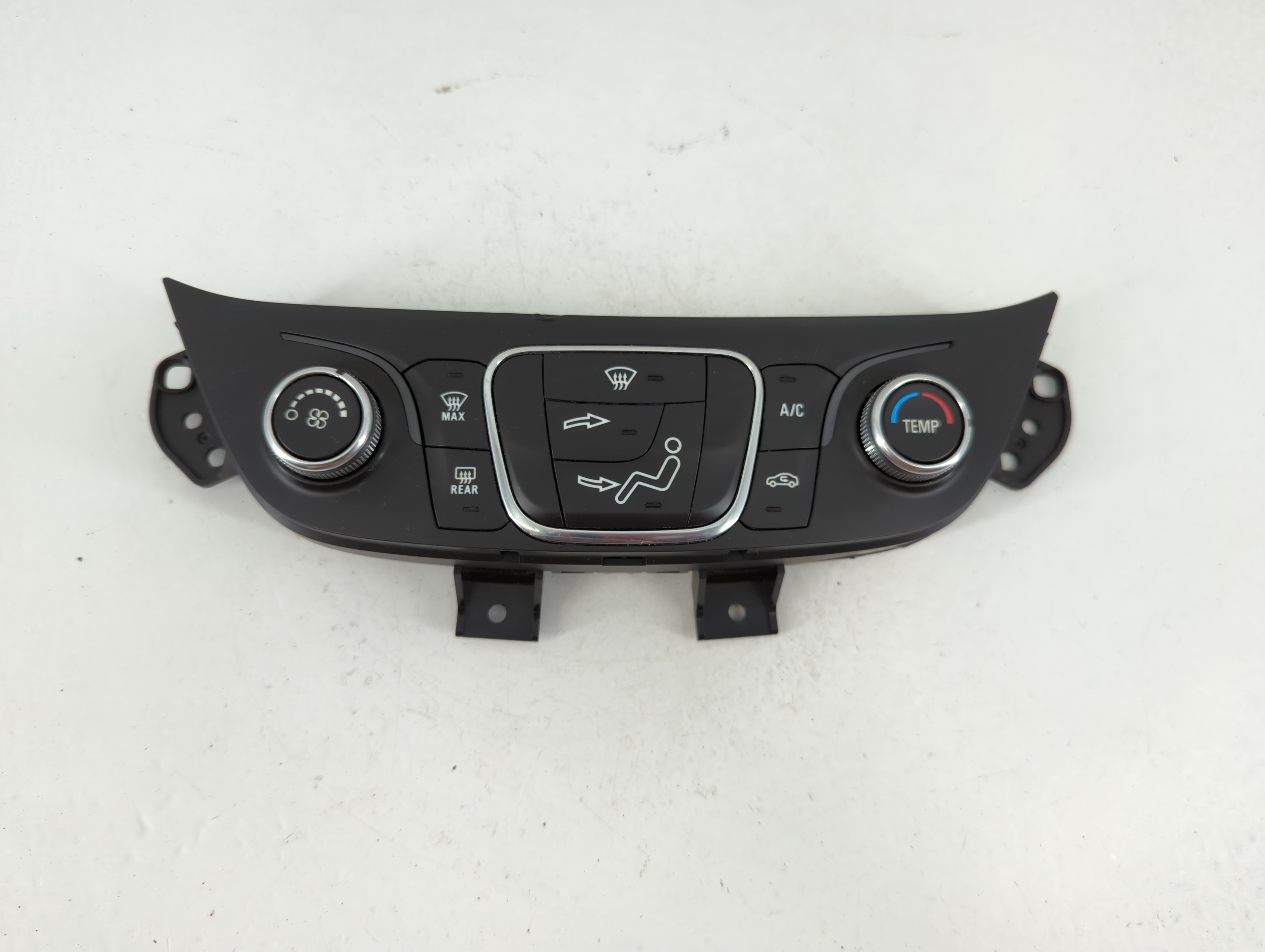 2019-2021 Chevrolet Equinox Ac Heater Climate Control 84422503 1147184 - Oemusedautoparts1.com