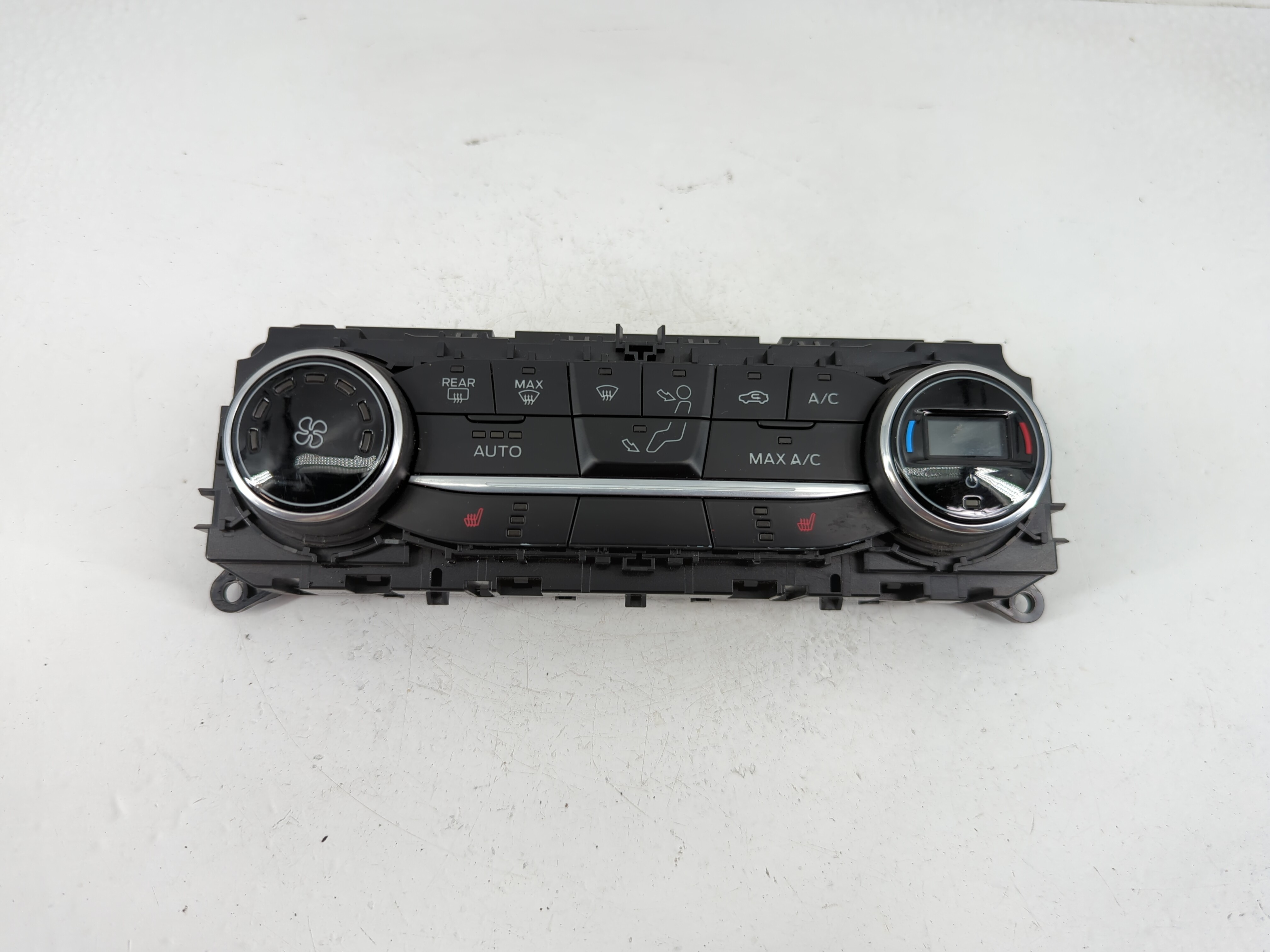 2018-2020 Ford Ecosport Ac Heater Climate Control Gn15-18c612-cg 1147185 - Oemusedautoparts1.com
