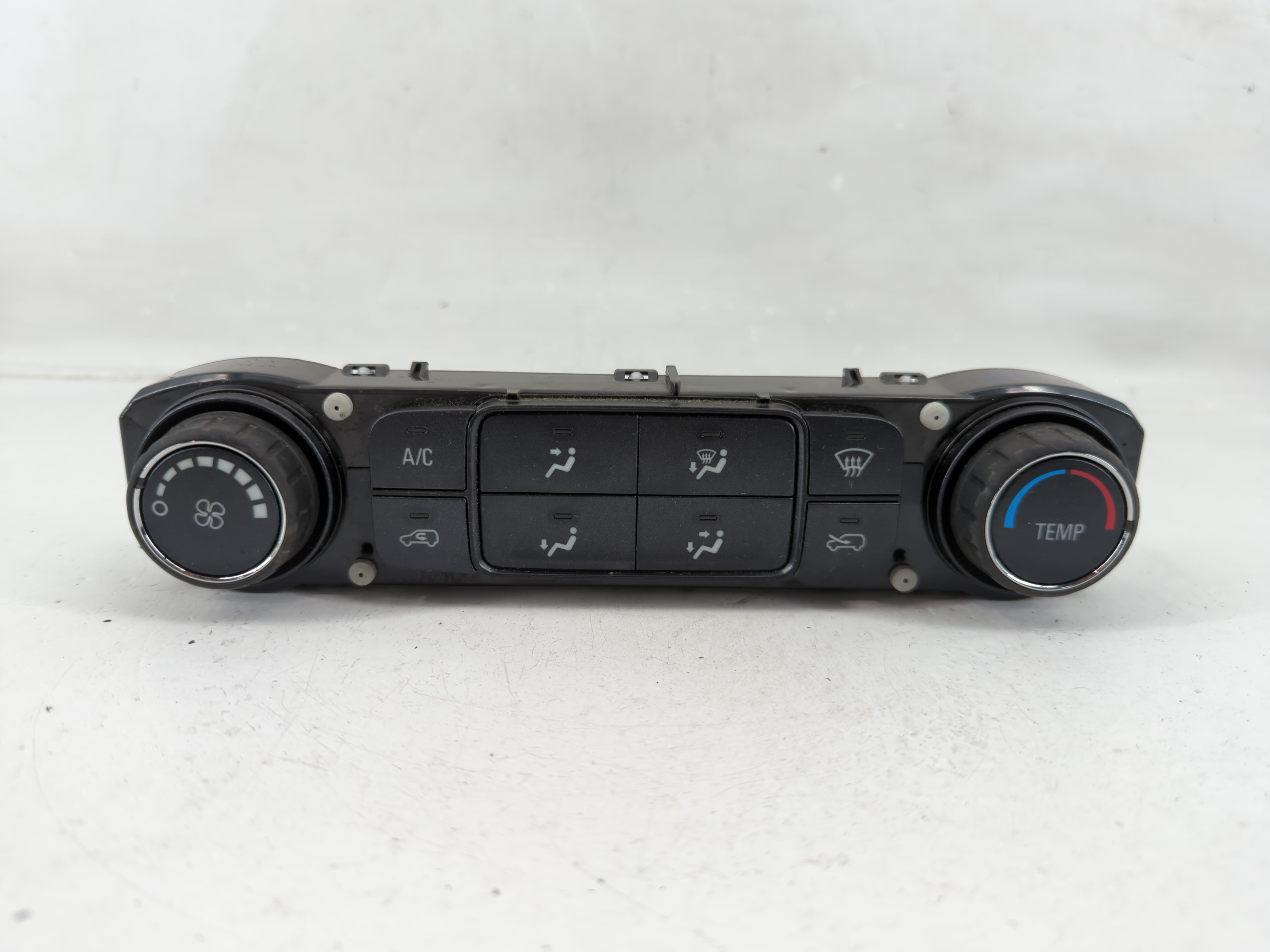 Picture of 2017-2019 Gmc Sierra 1500 Ac Heater Climate Control 84164473 1147186