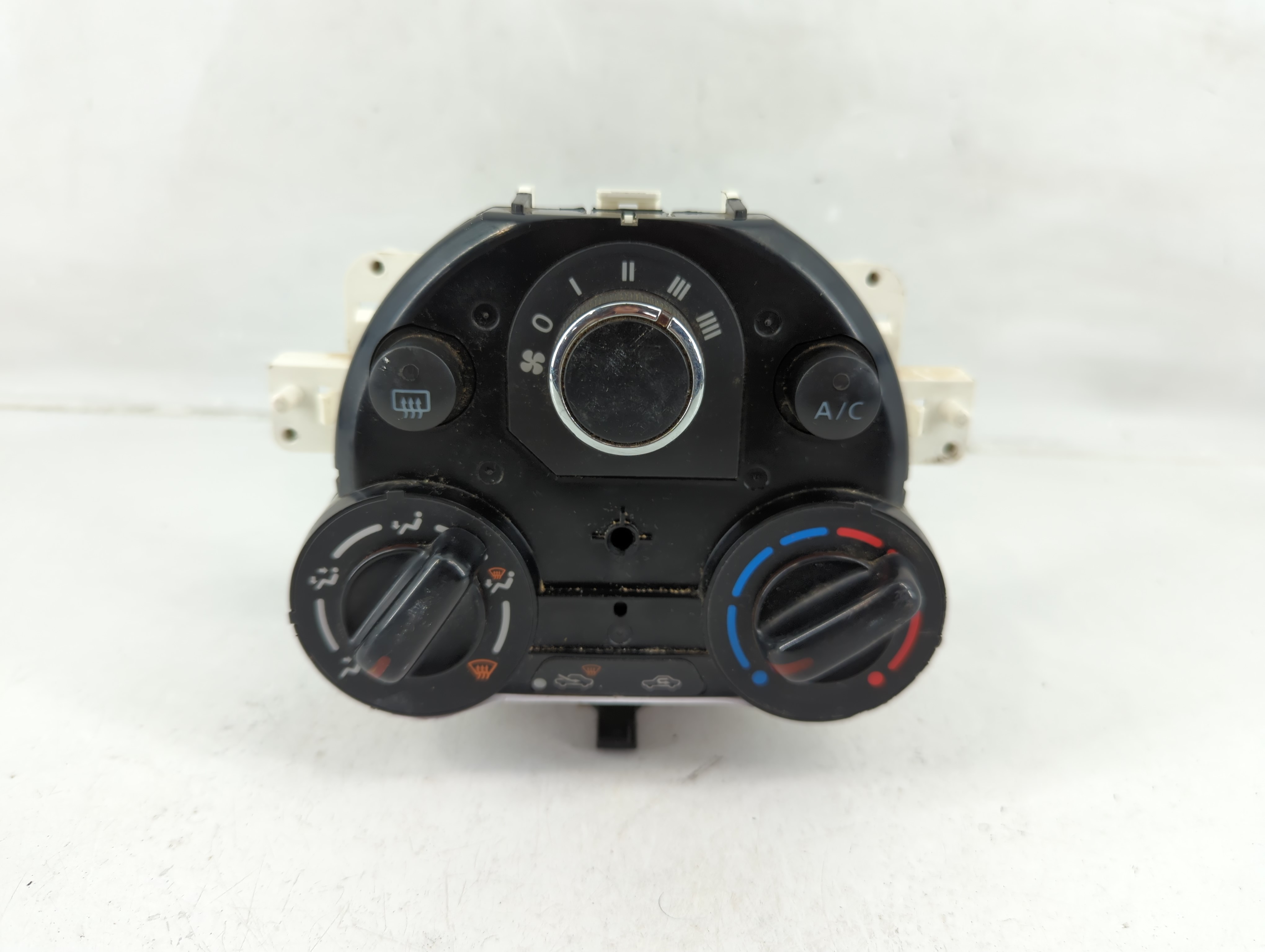 Picture of 2015-2018 Nissan Versa Ac Heater Climate Control 27513 9kk0a 1147238