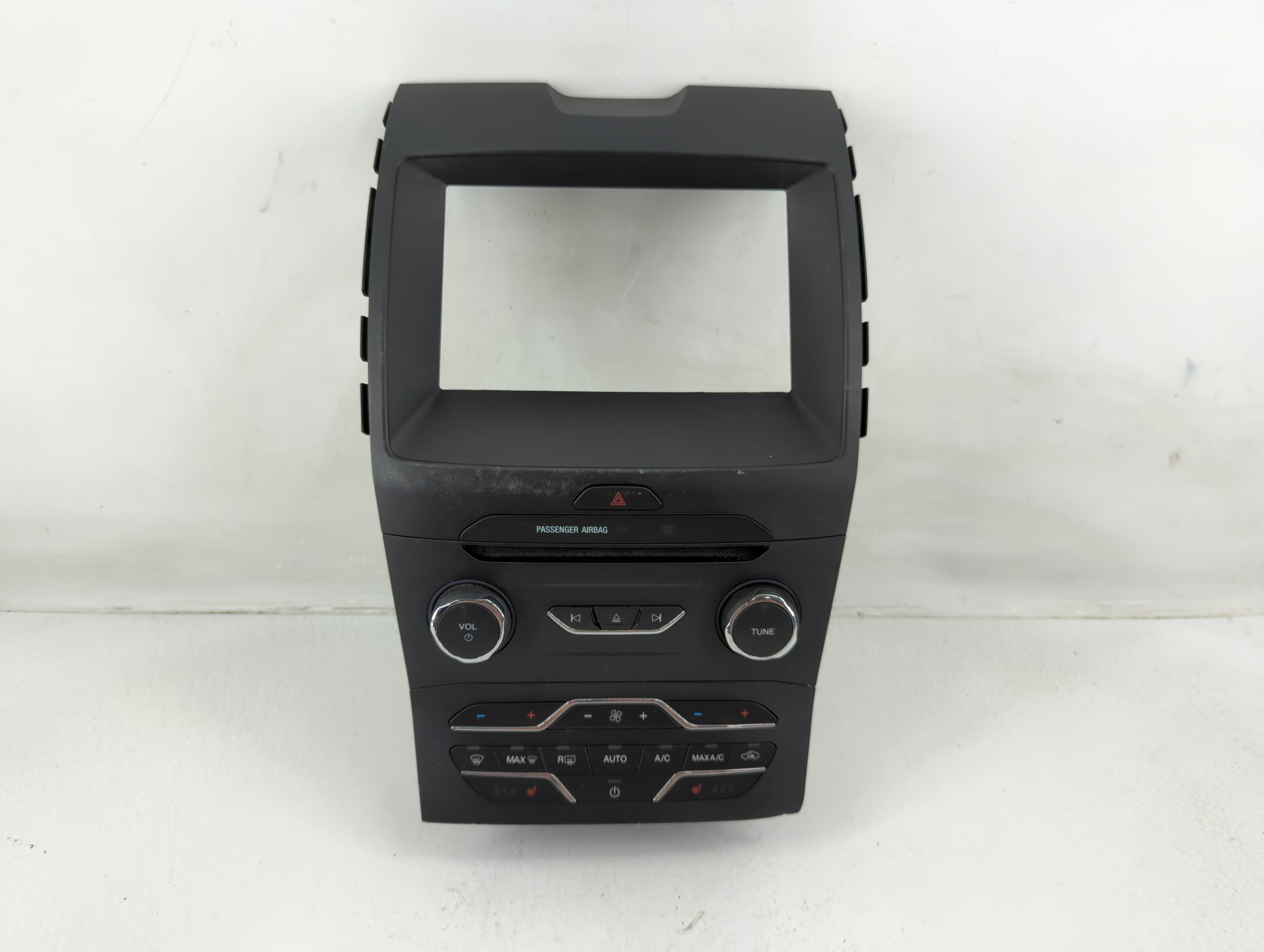 2015-2018 Ford Edge Am Fm Cd Player Radio Receiver 1147245 - Oemusedautoparts1.com