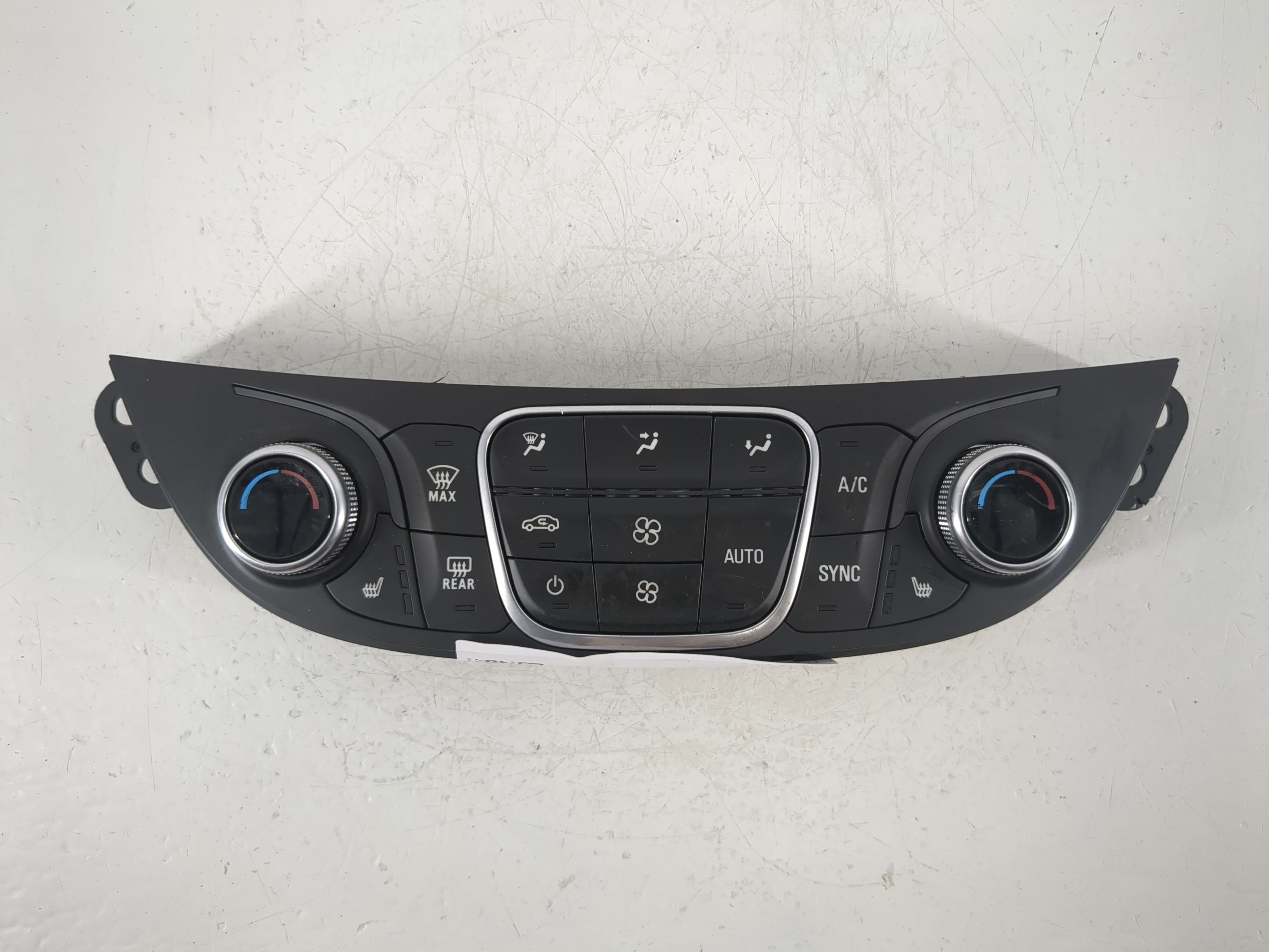 Picture of 2018-2021 Chevrolet Malibu Ac Heater Climate Control 84684288 1147294