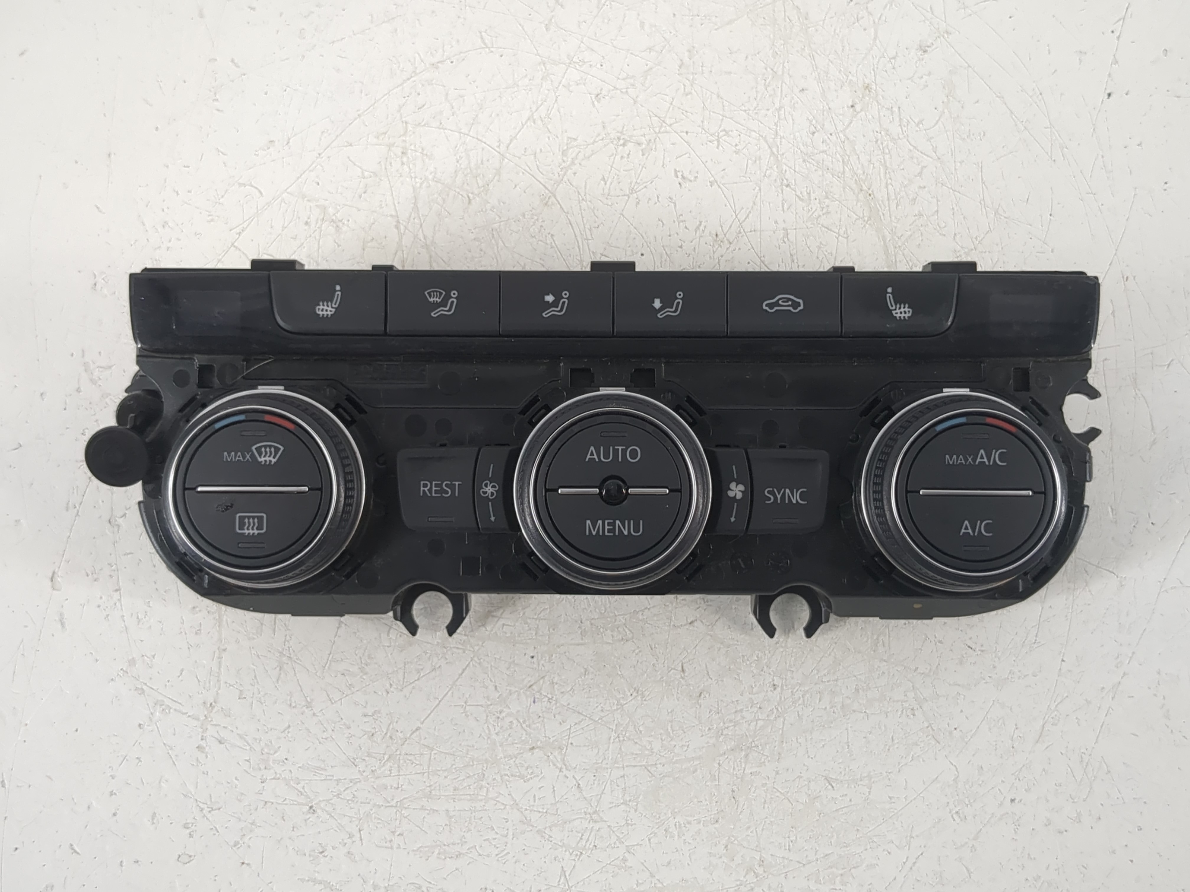 Picture of 2019 Volkswagen Atlas Ac Heater Climate Control 3cn907044l 1147300
