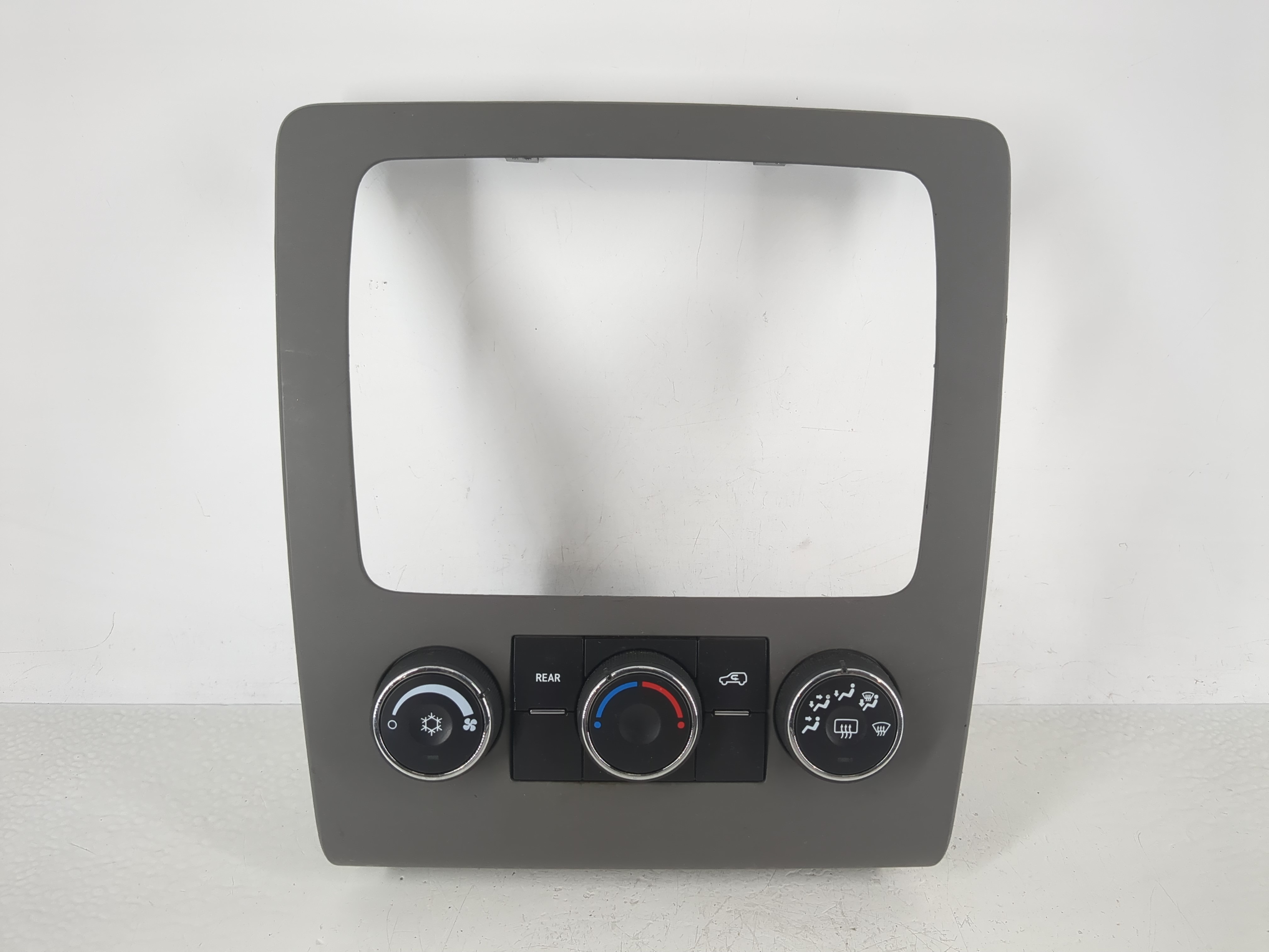2009-2017 Chevrolet Traverse Ac Heater Climate Control 22969802 1147315 - Oemusedautoparts1.com