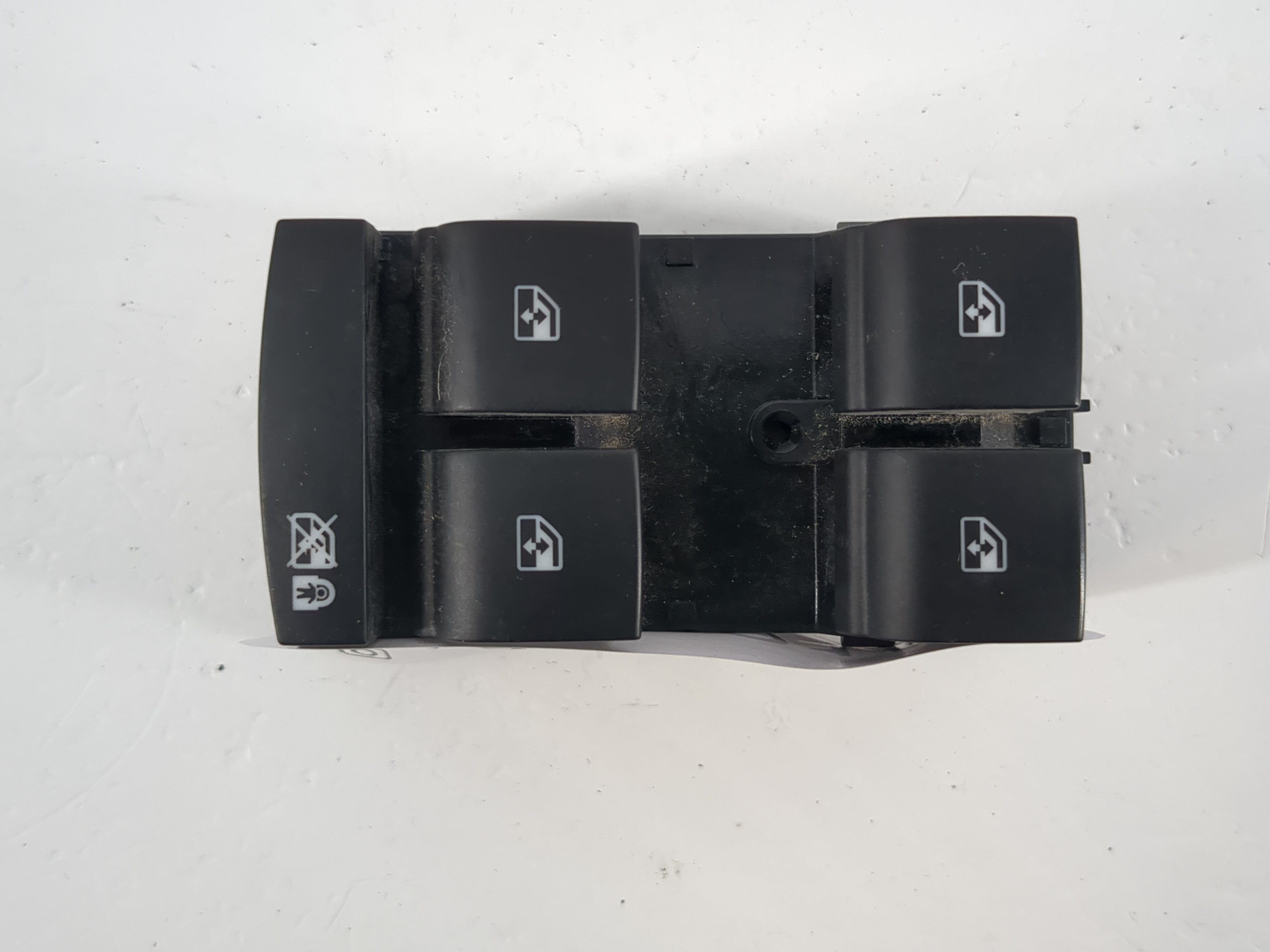 2016-2020 Buick Envision Driver Left Door Master Power Window Switch 1147321 - Oemusedautoparts1.com