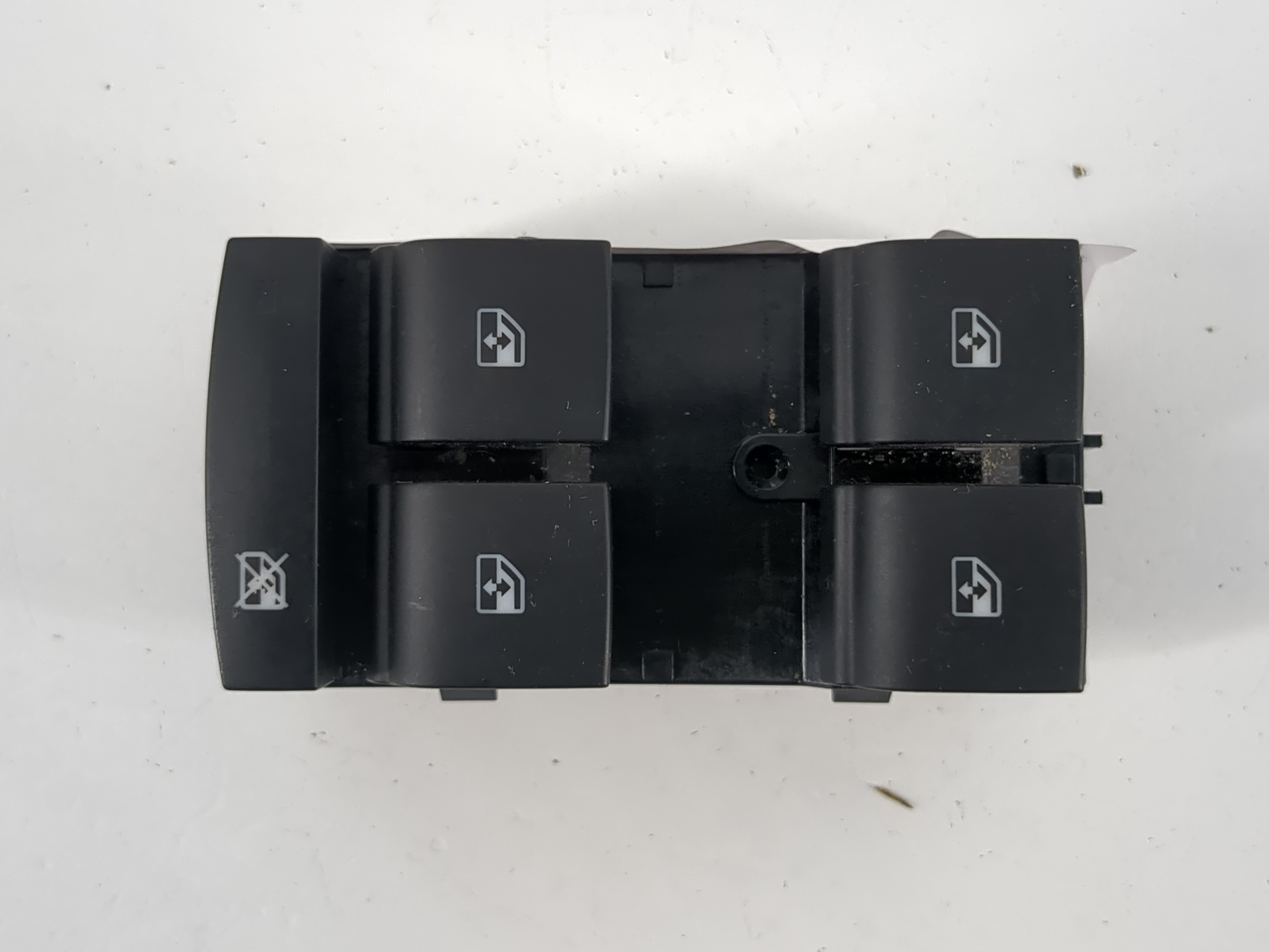 Picture of 2017-2021 Chevrolet Trax Driver Left Door Master Power Window Switch 1147324