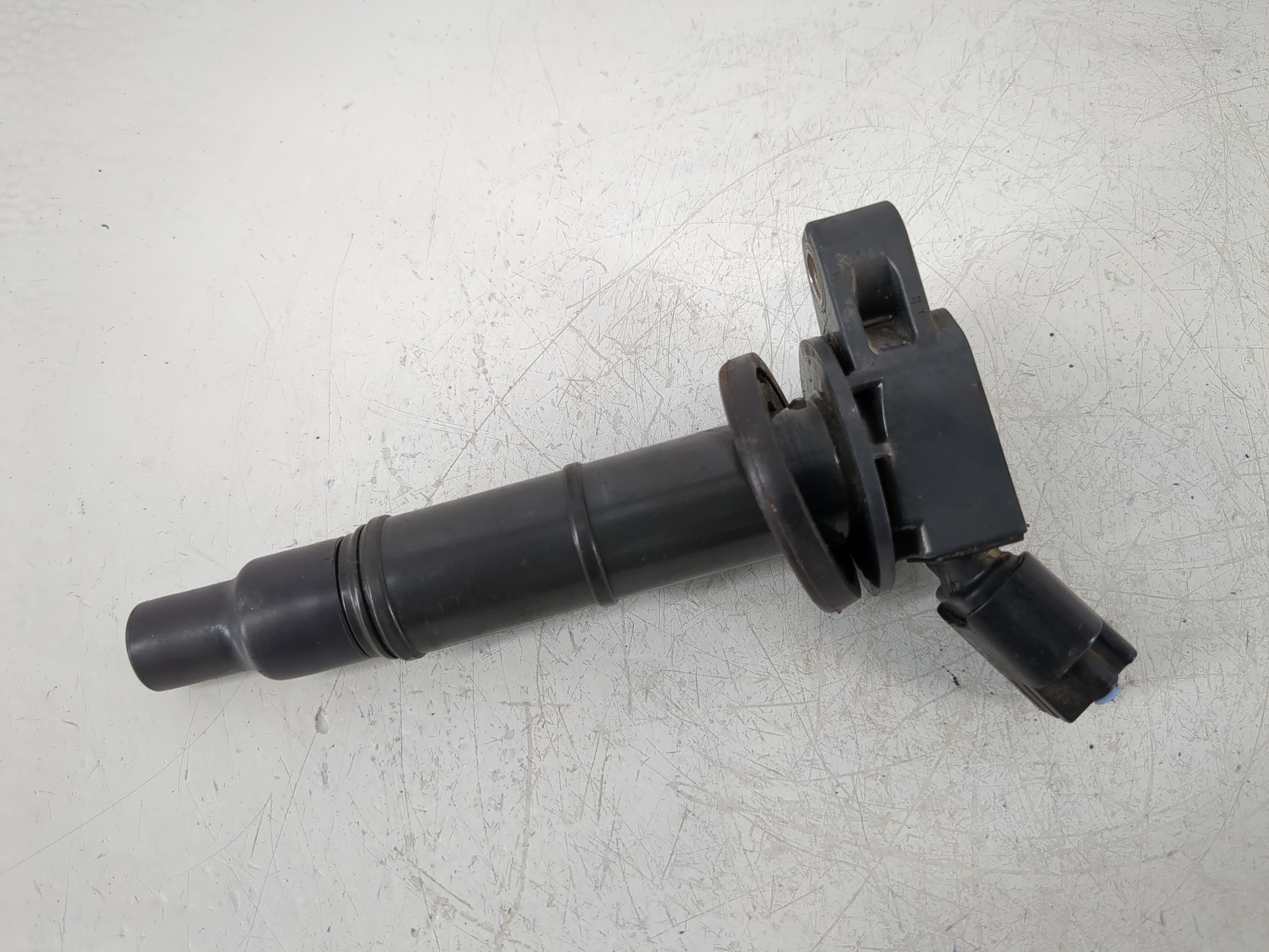 2009-2010 Pontiac Vibe Ignition Coil Igniter Pack 1147346 - Oemusedautoparts1.com