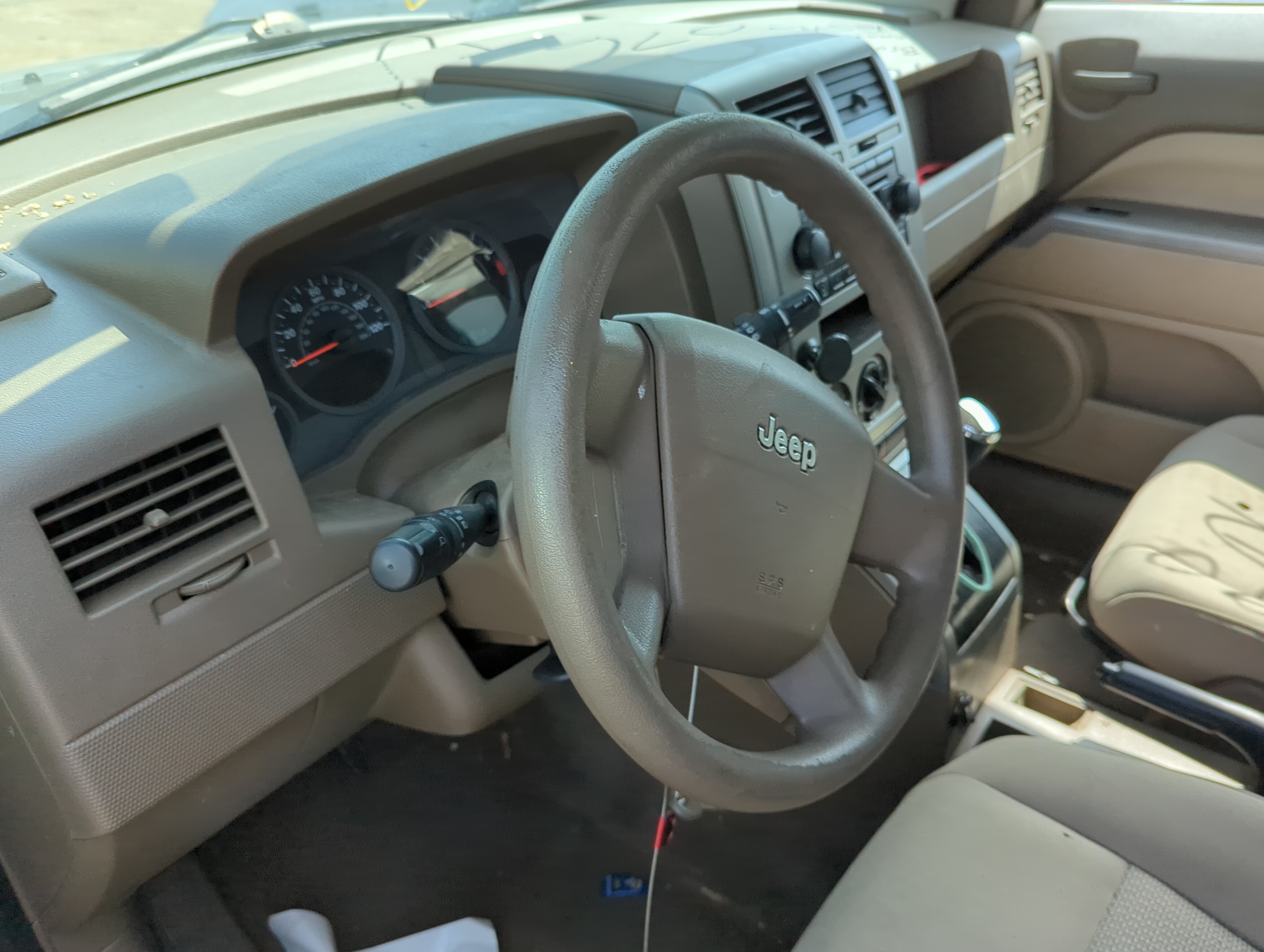 Picture of 2007-2007 Jeep Patriot Air Bag Driver Left Steering Wheel Mounted 1147368
