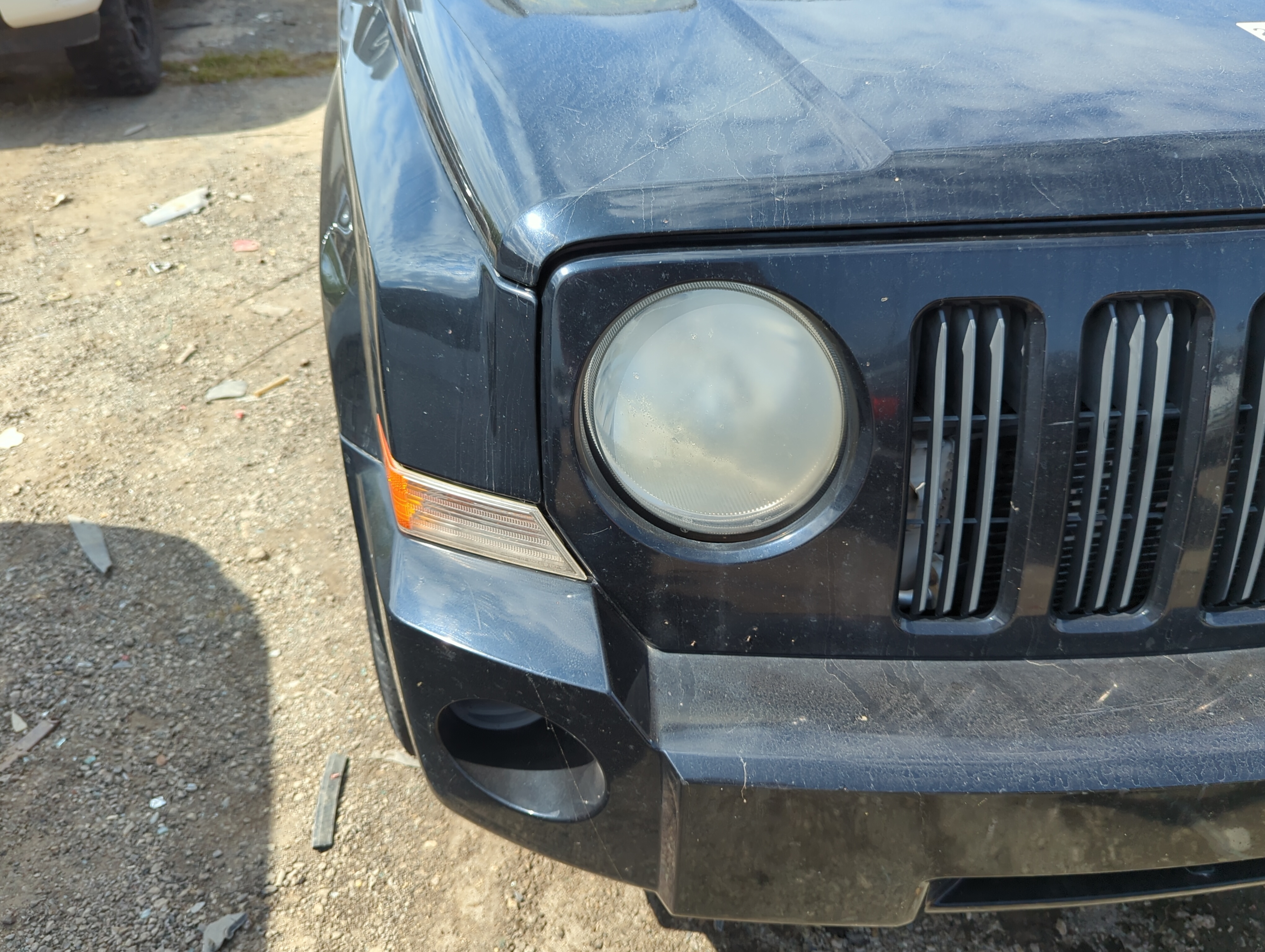 Picture of 2007-2017 Jeep Patriot Passenger Right Oem Head Light Headlight Lamp 1147392