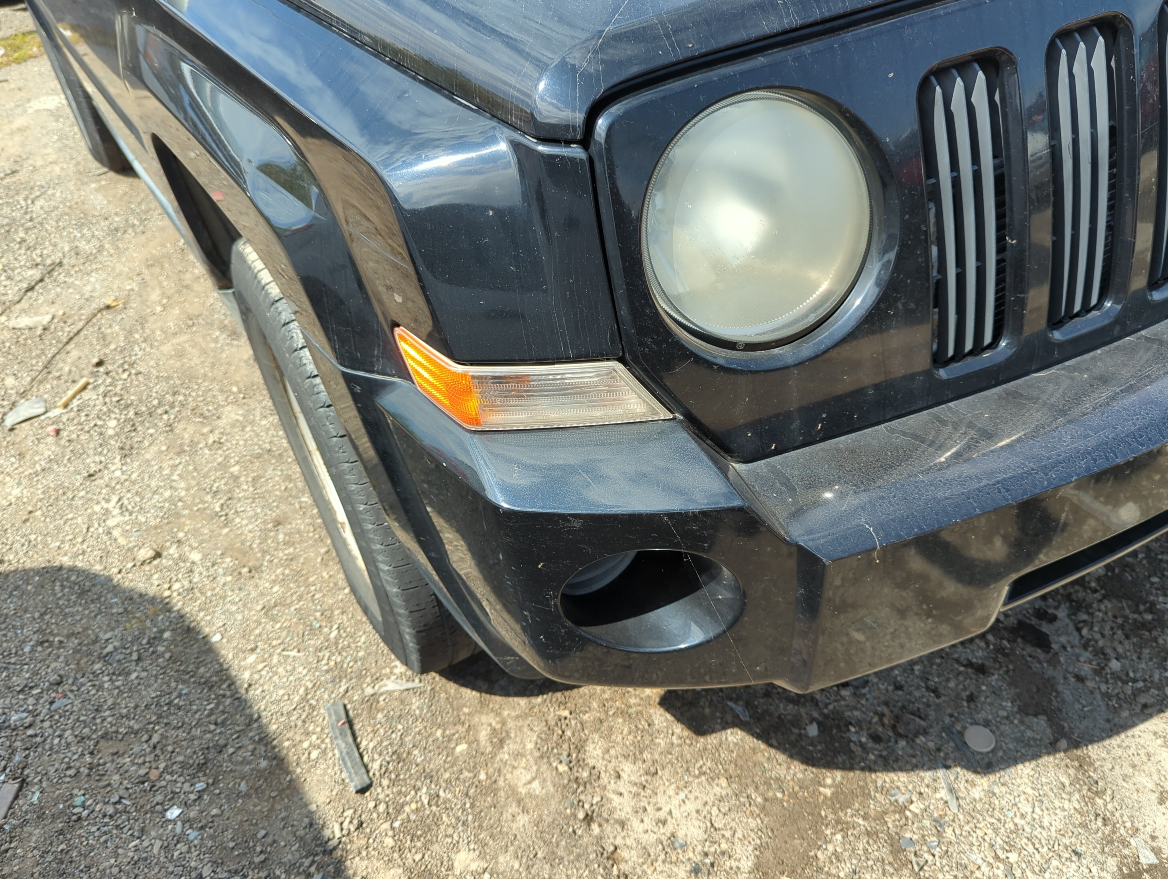 2007-2010 Jeep Patriot Front Bumper - Oem 1147515 - Oemusedautoparts1.com