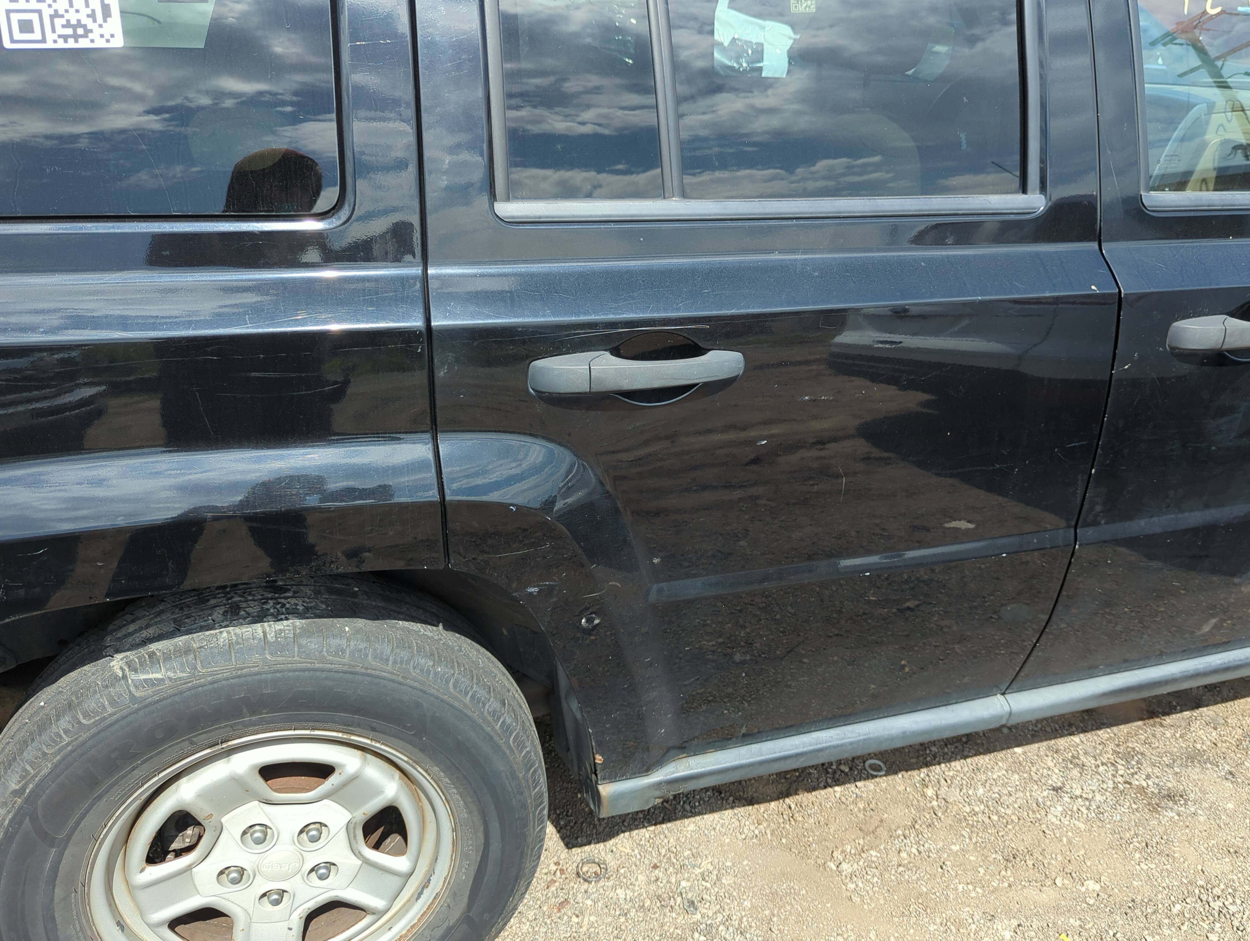 2007-2010 Jeep Patriot Passenger Rear Door Oem 1147518 - Oemusedautoparts1.com