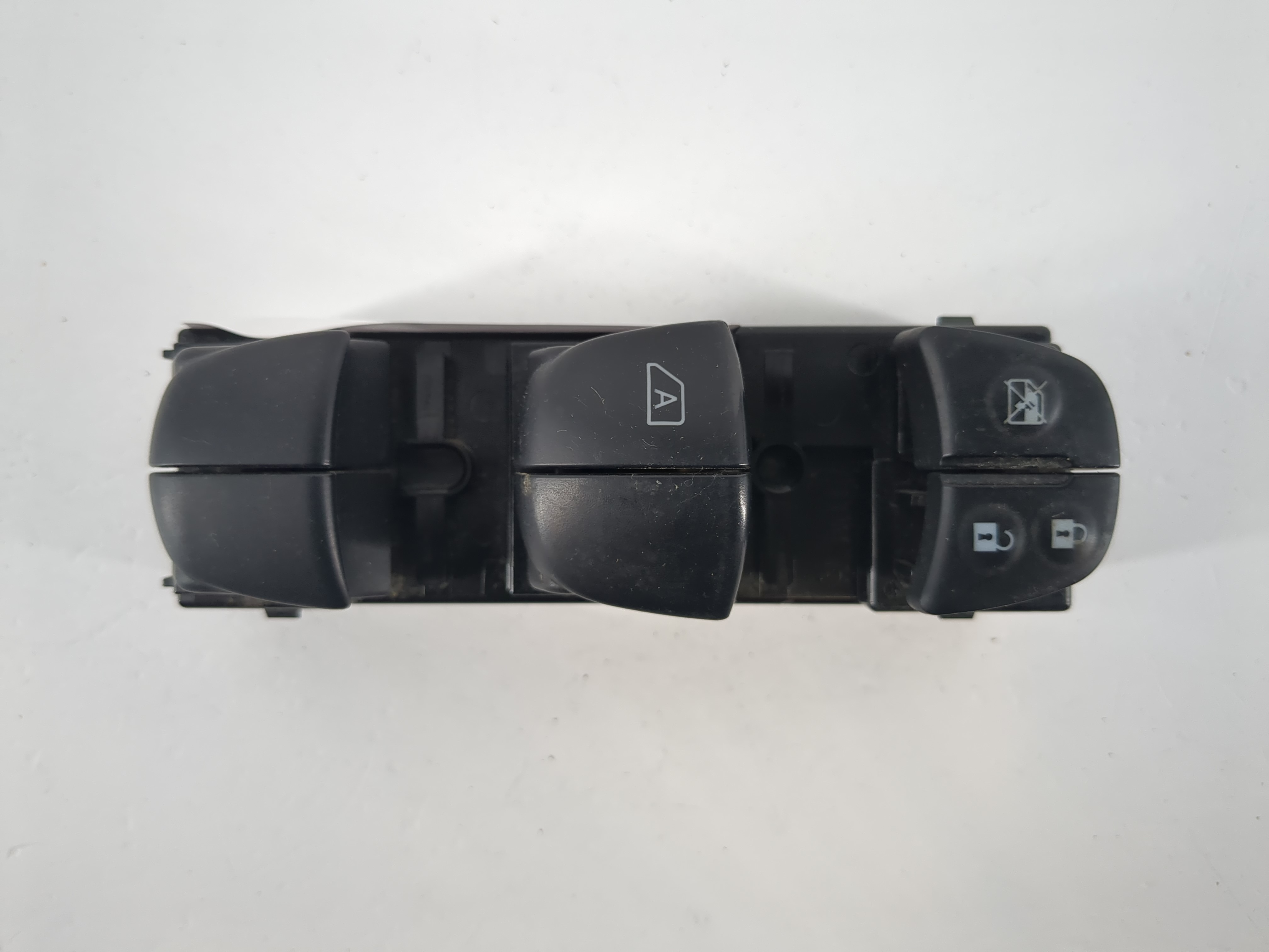 2019-2022 Nissan Altima Driver Left Door Master Power Window Switch 1147531 - Oemusedautoparts1.com