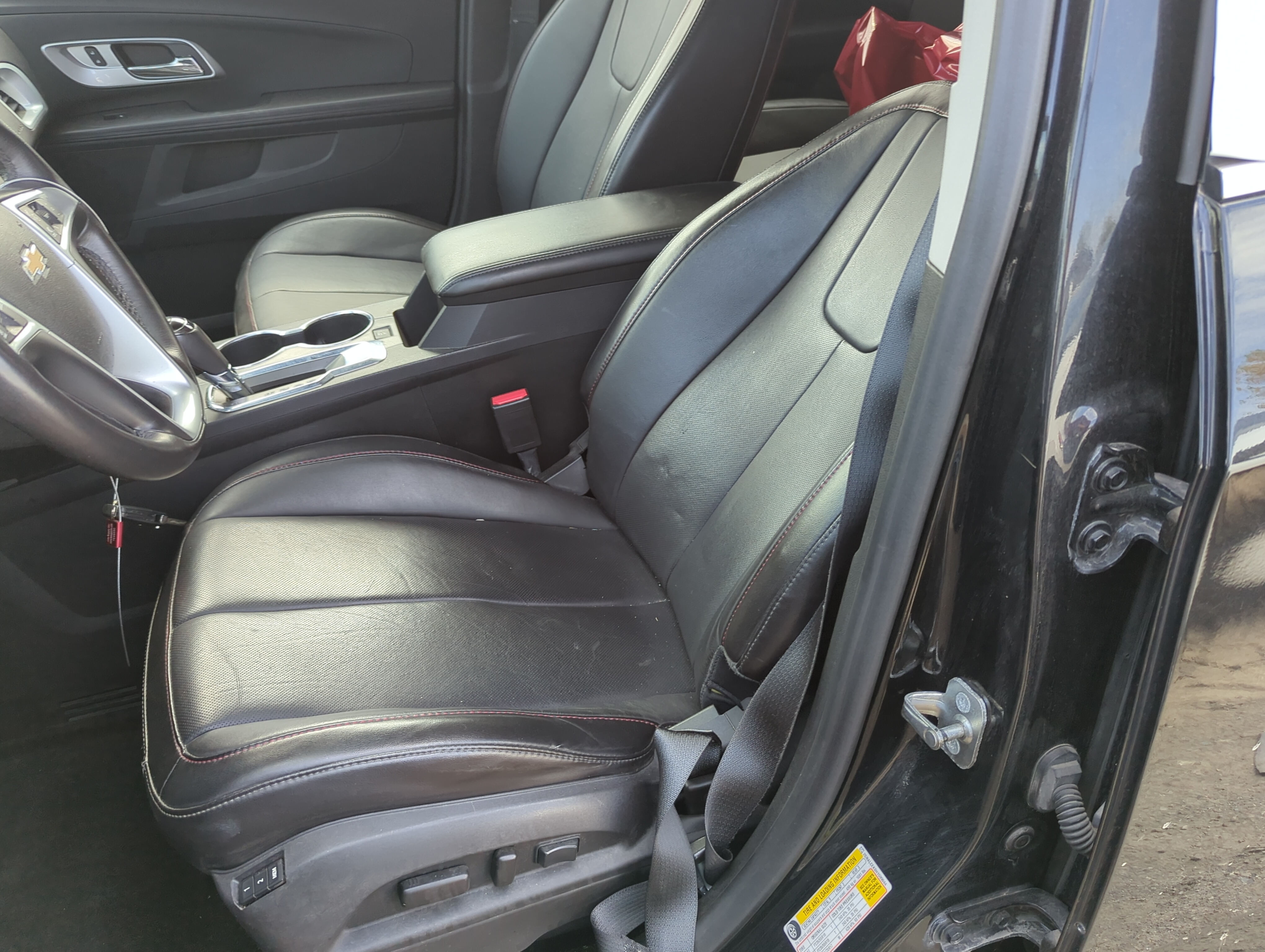 Picture of 2014-2017 Chevrolet Equinox Driver Front Seat Oem 1147625