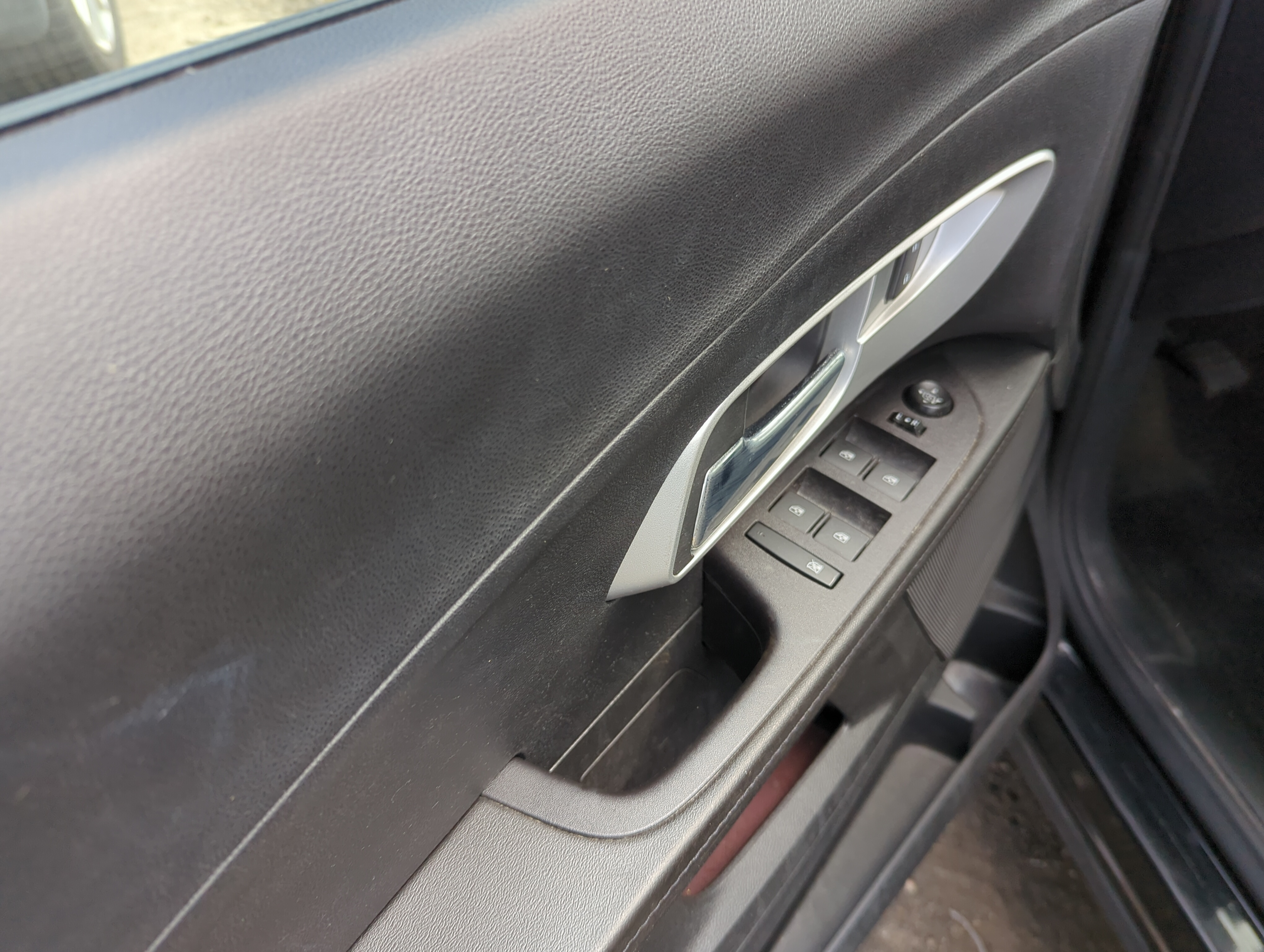 Picture of 2010-2017 Chevrolet Equinox Driver Left Door Master Power Window Switch 1147715