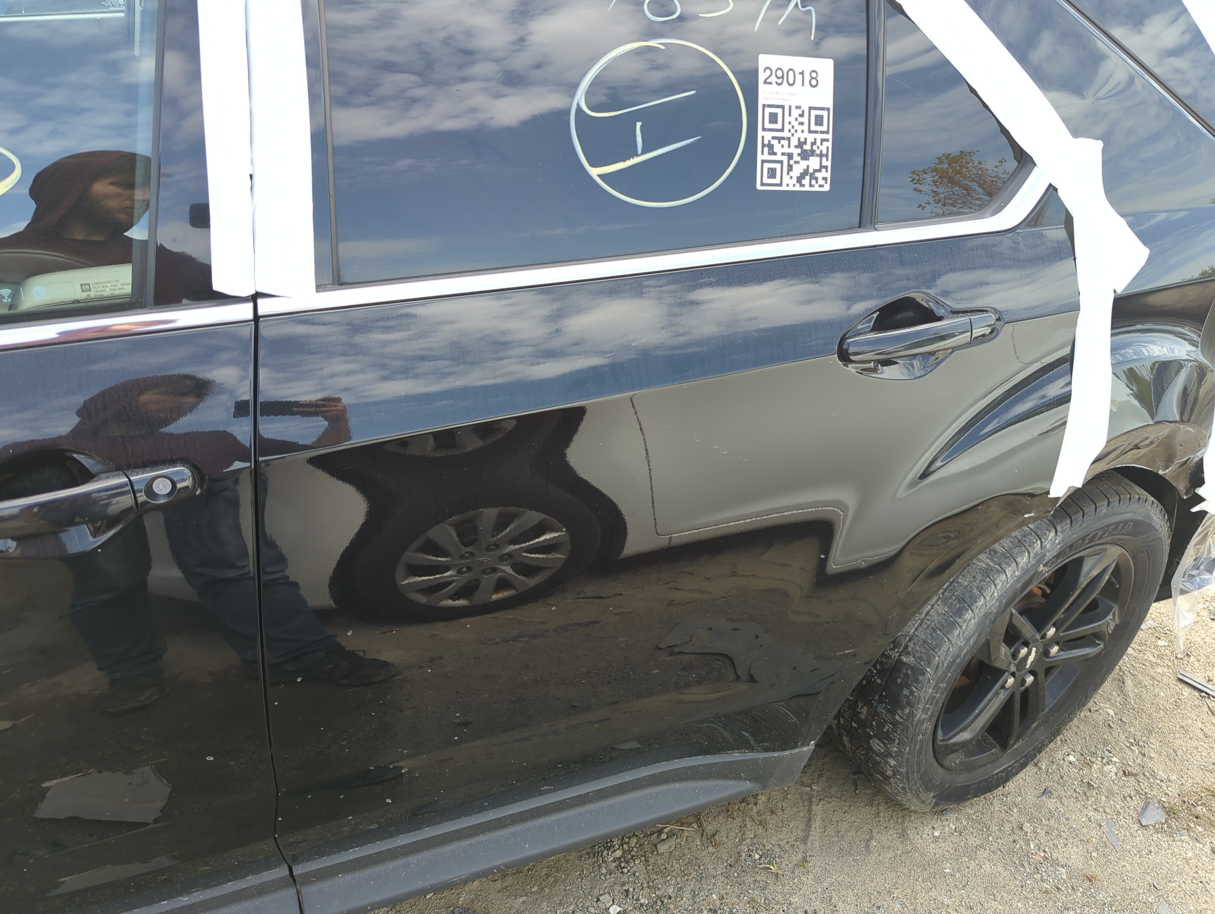 Picture of 2012-2017 Chevrolet Equinox Driver Rear Door Oem 1147717