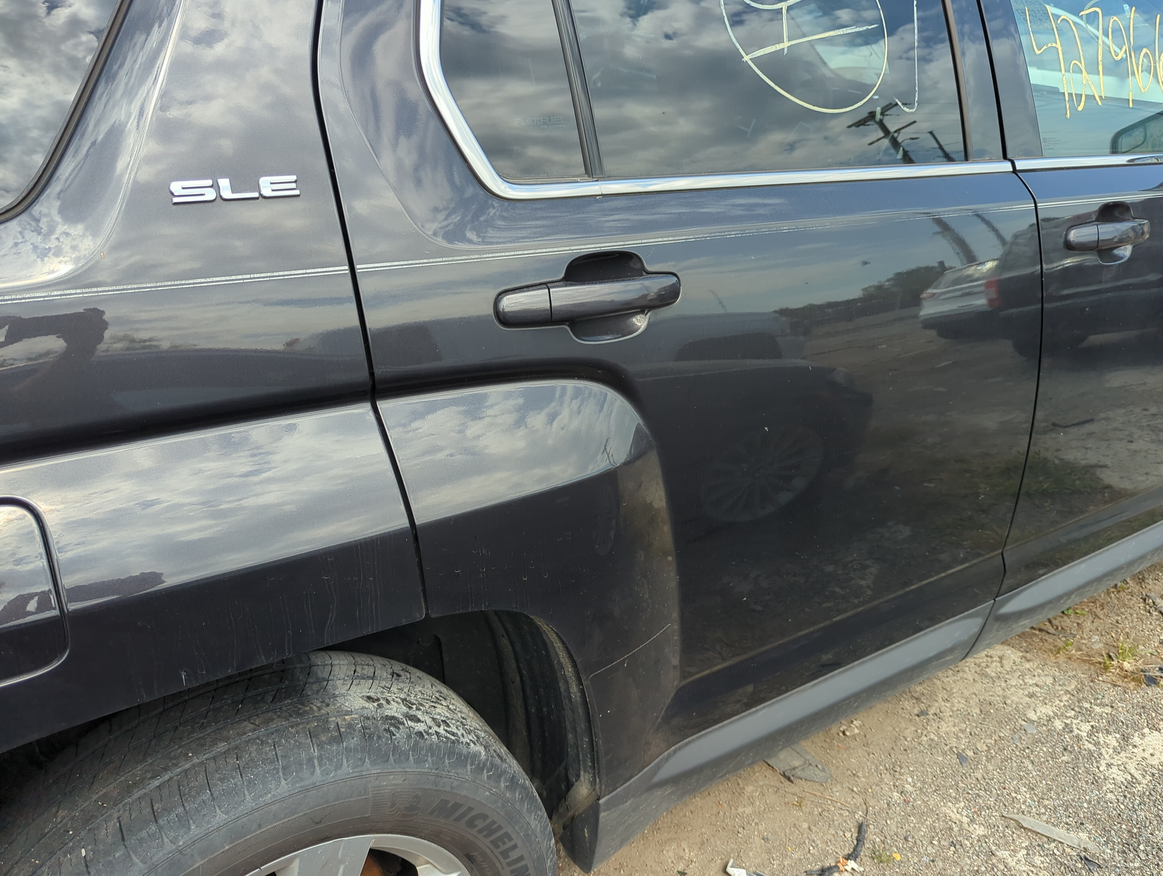 2010-2015 Gmc Terrain Passenger Rear Door Oem 1147756 - Oemusedautoparts1.com
