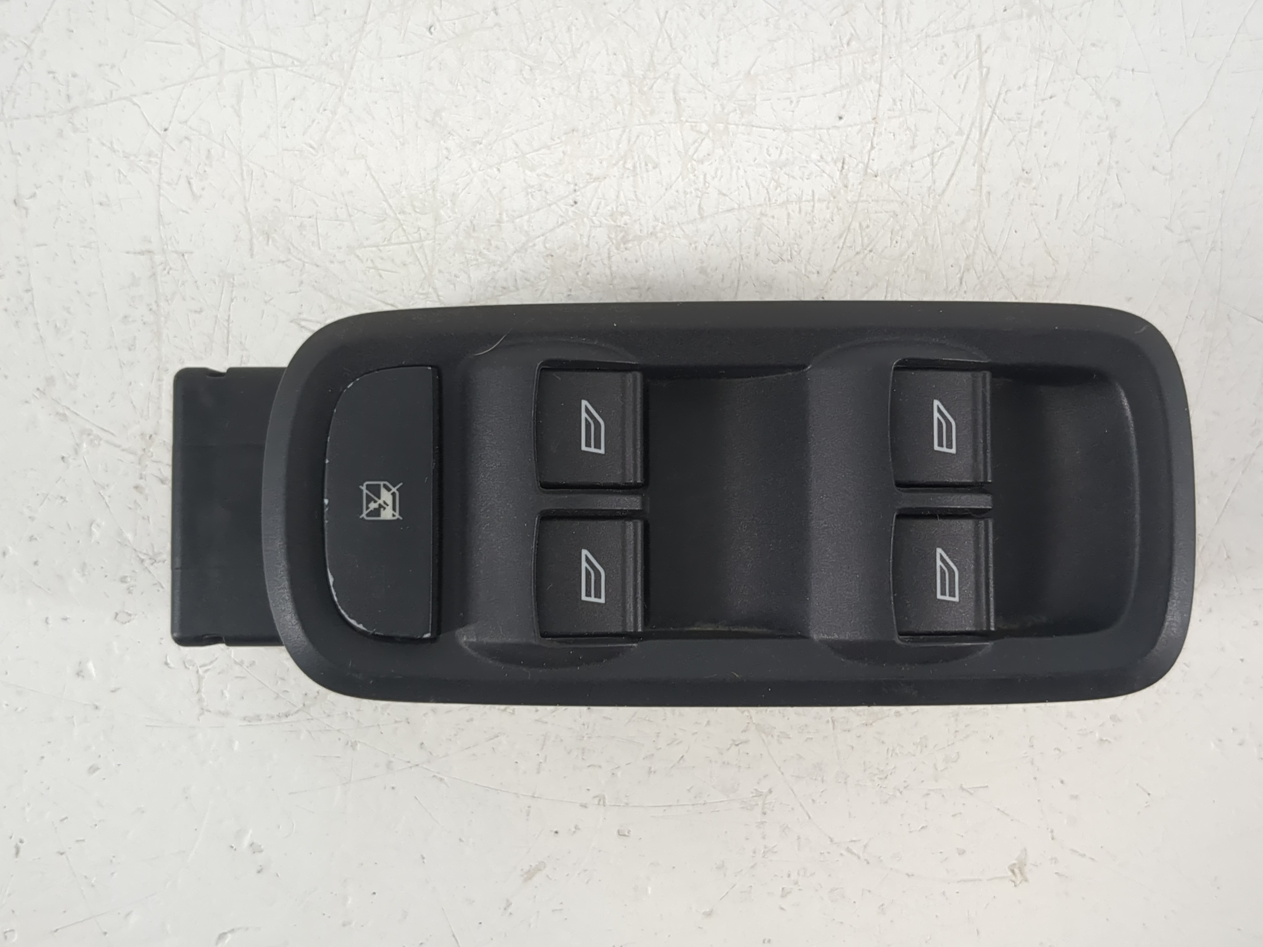 2011-2013 Ford Fiesta Driver Left Door Master Power Window Switch 1147931 - Oemusedautoparts1.com