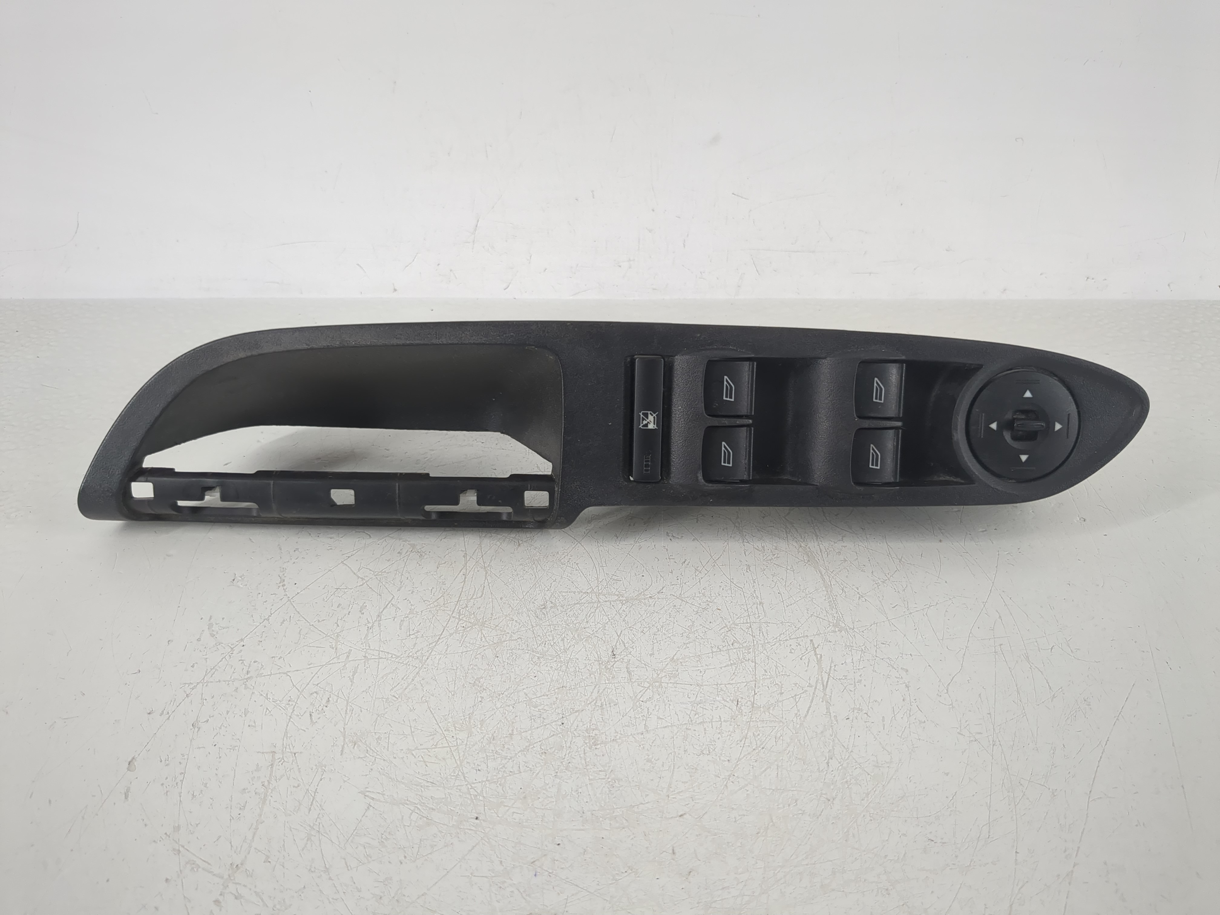 Picture of 2013-2019 Ford Escape Driver Left Door Master Power Window Switch 1147933
