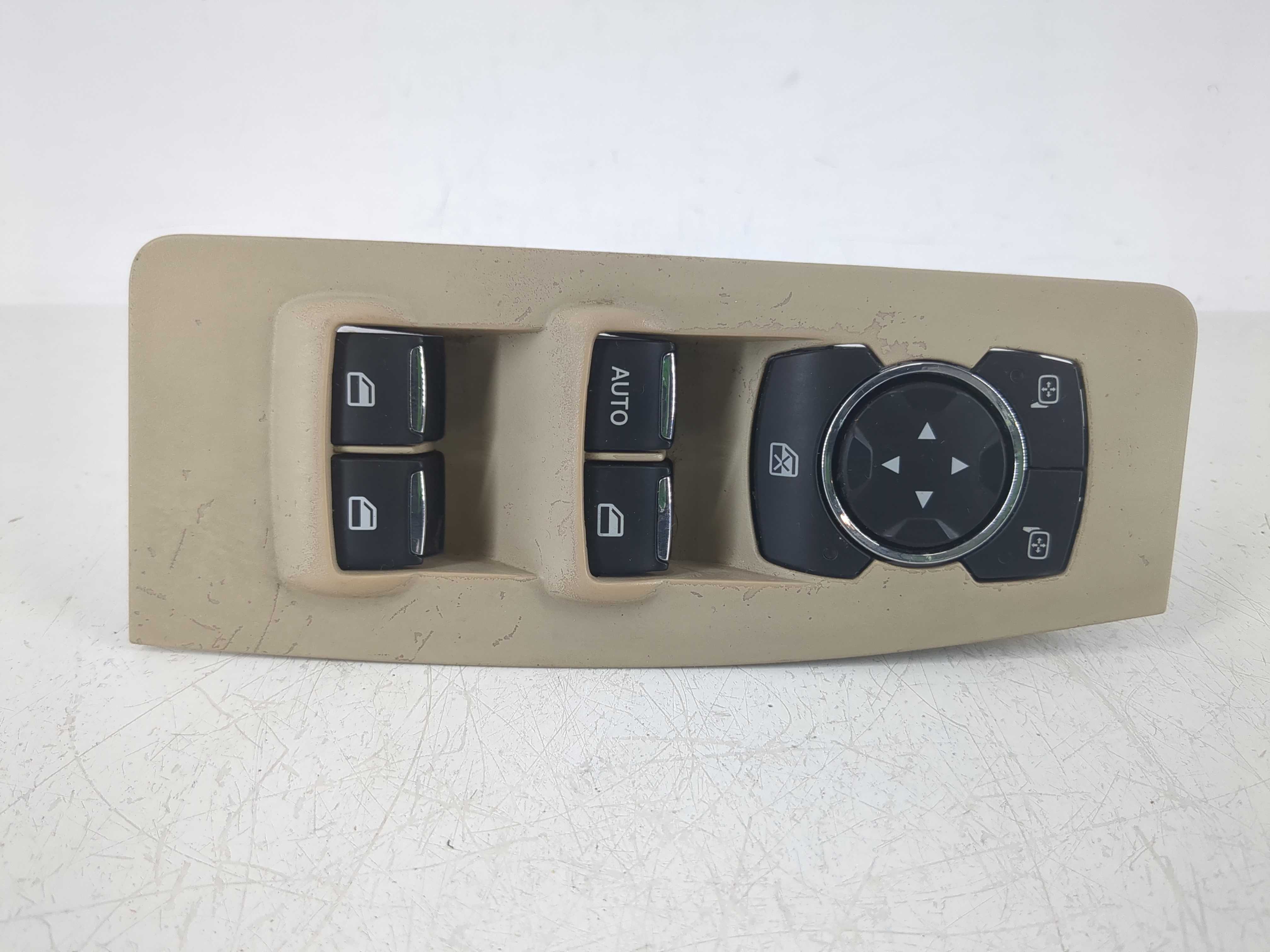 Picture of 2013-2019 Ford Taurus Driver Left Door Master Power Window Switch 1147937