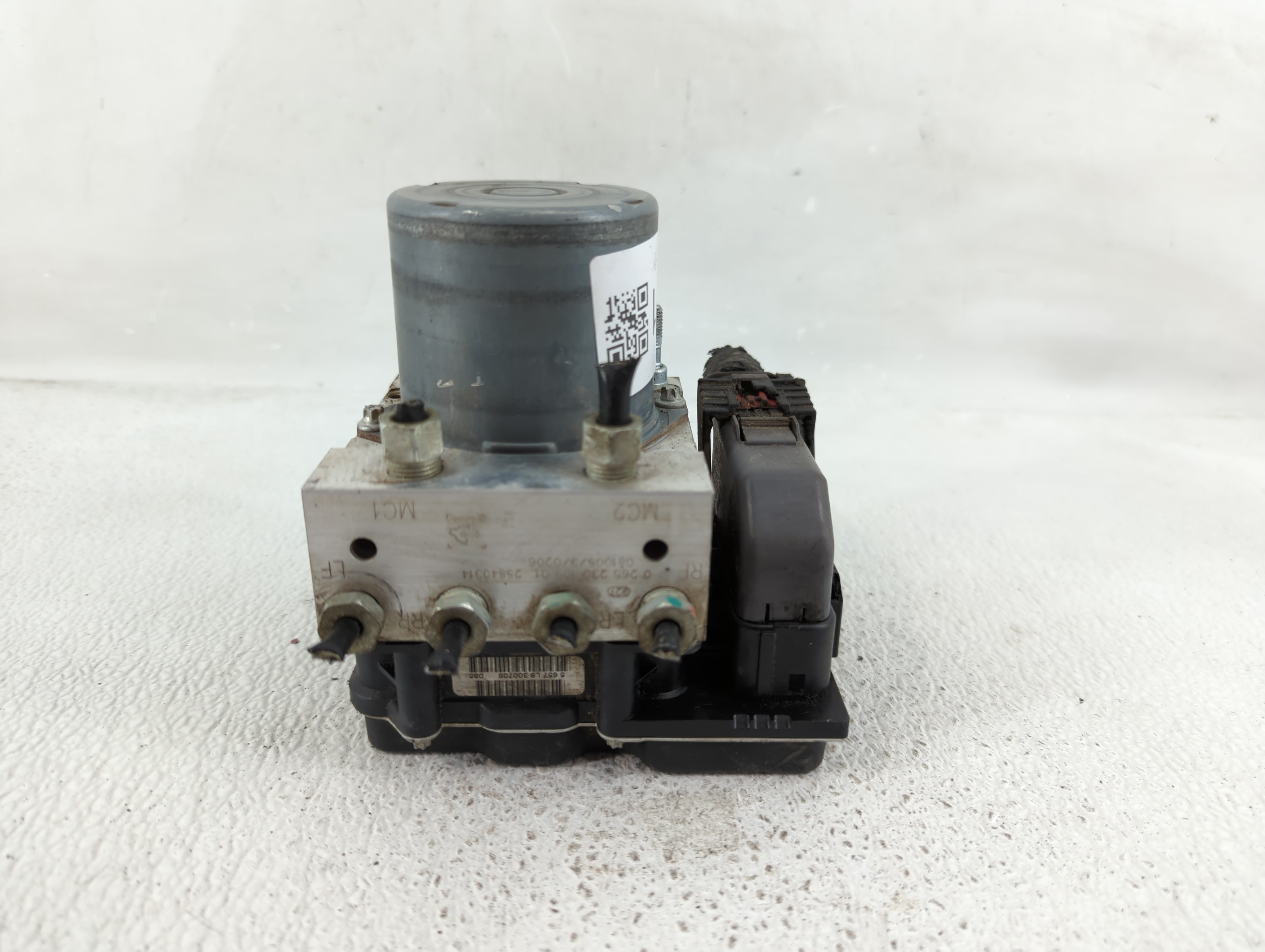 2008-2011 Gmc Acadia Abs Pump Control Module 1147941 - Oemusedautoparts1.com