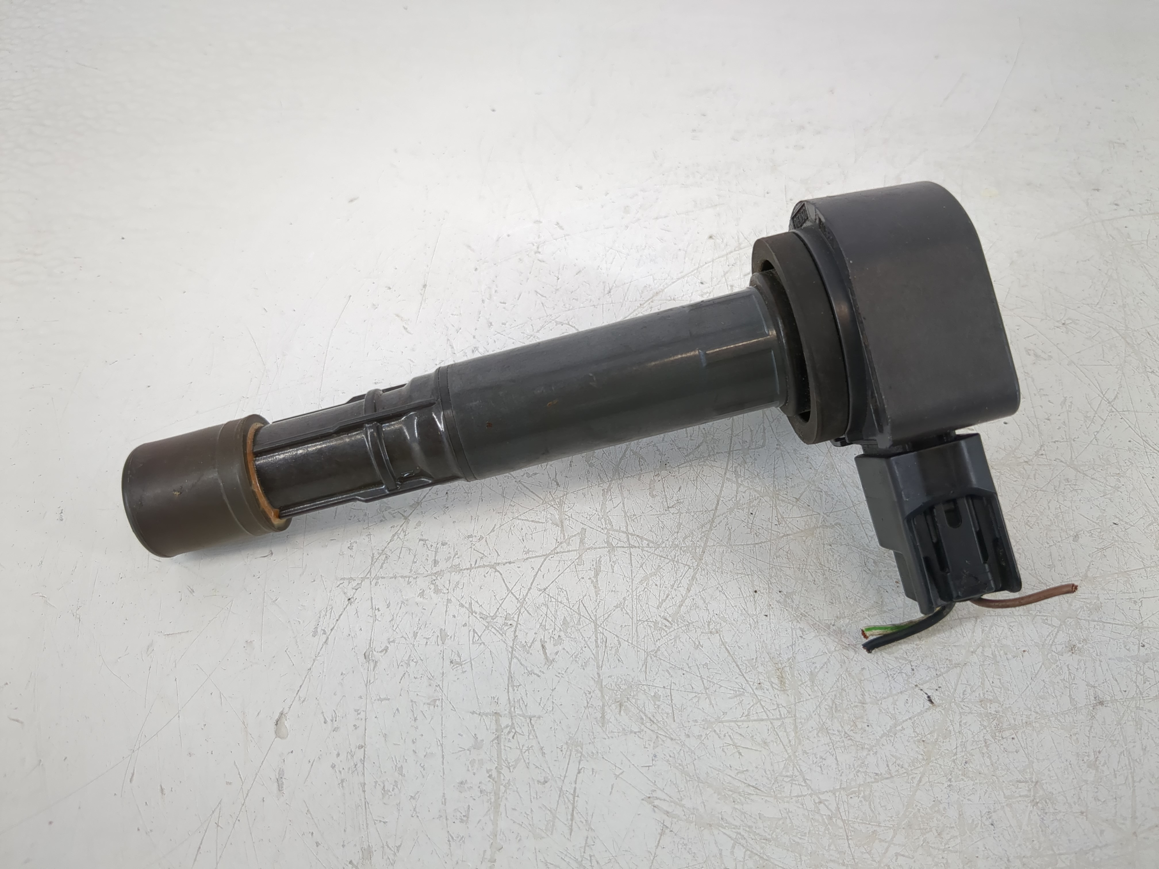 Picture of 2003-2006 Pontiac Vibe Ignition Coil Igniter Pack 1147960