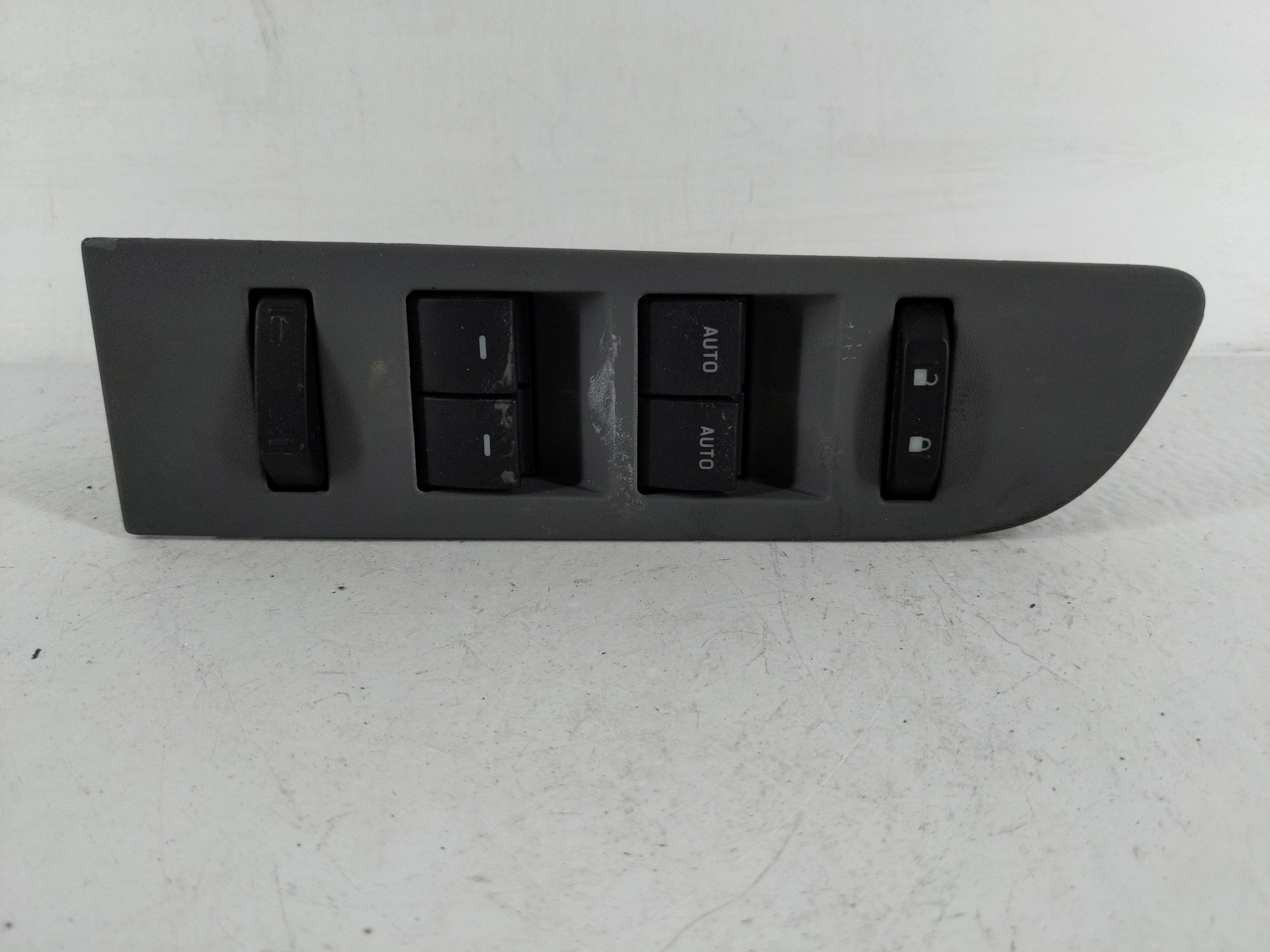 2010-2014 Ford F-150 Driver Left Door Master Power Window Switch 1147999 - Oemusedautoparts1.com