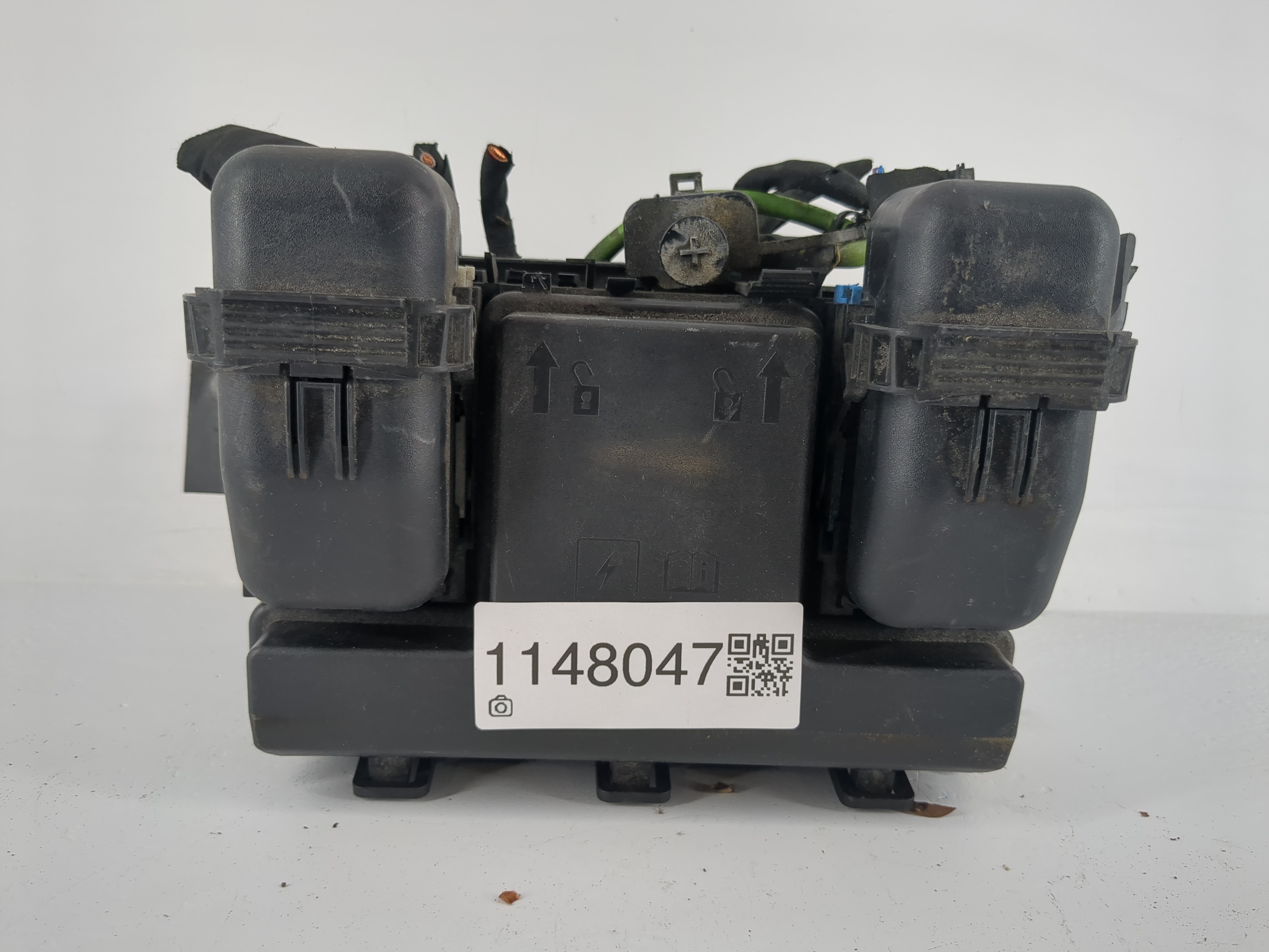 2017-2020 Lincoln Mkz Fusebox Fuse Box Relay Module Hg9t 14d068 Bc 1148047 - Oemusedautoparts1.com