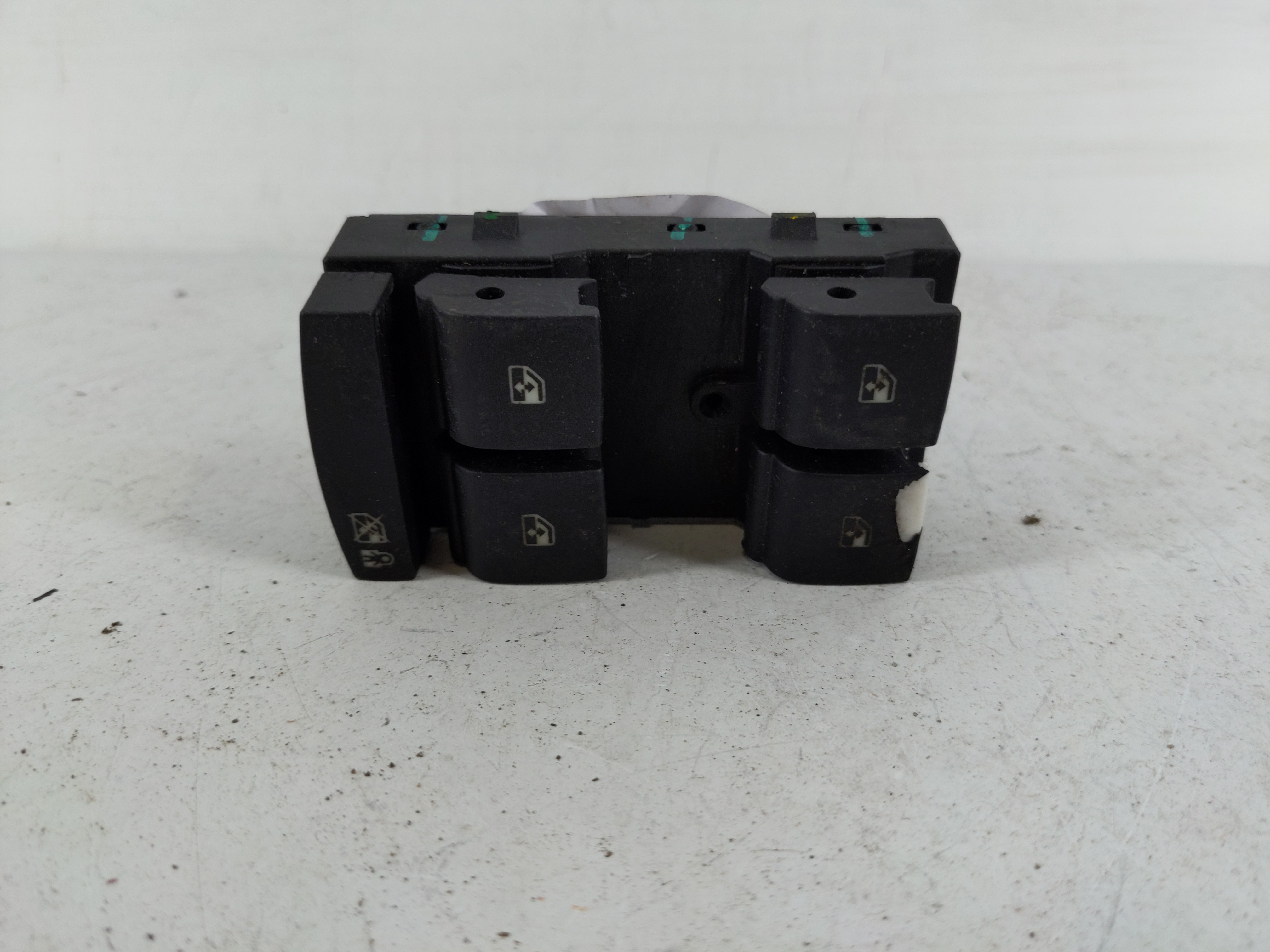 2011-2016 Chevrolet Cruze Driver Left Door Master Power Window Switch 1148054 - Oemusedautoparts1.com
