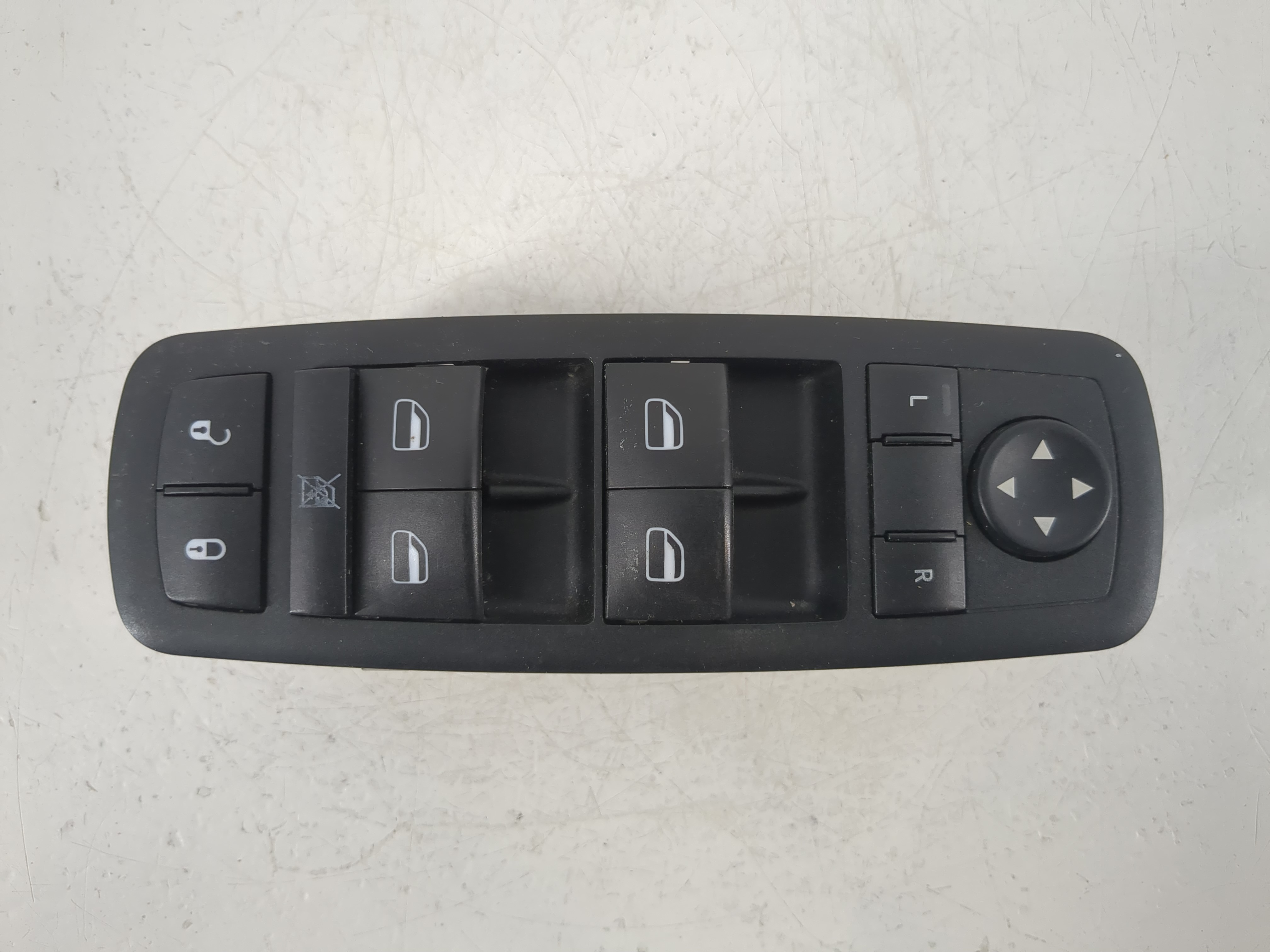 Dodge Ram 1500 Driver Left Door Master Power Window Switch 68110866ab 1148071 - Oemusedautoparts1.com