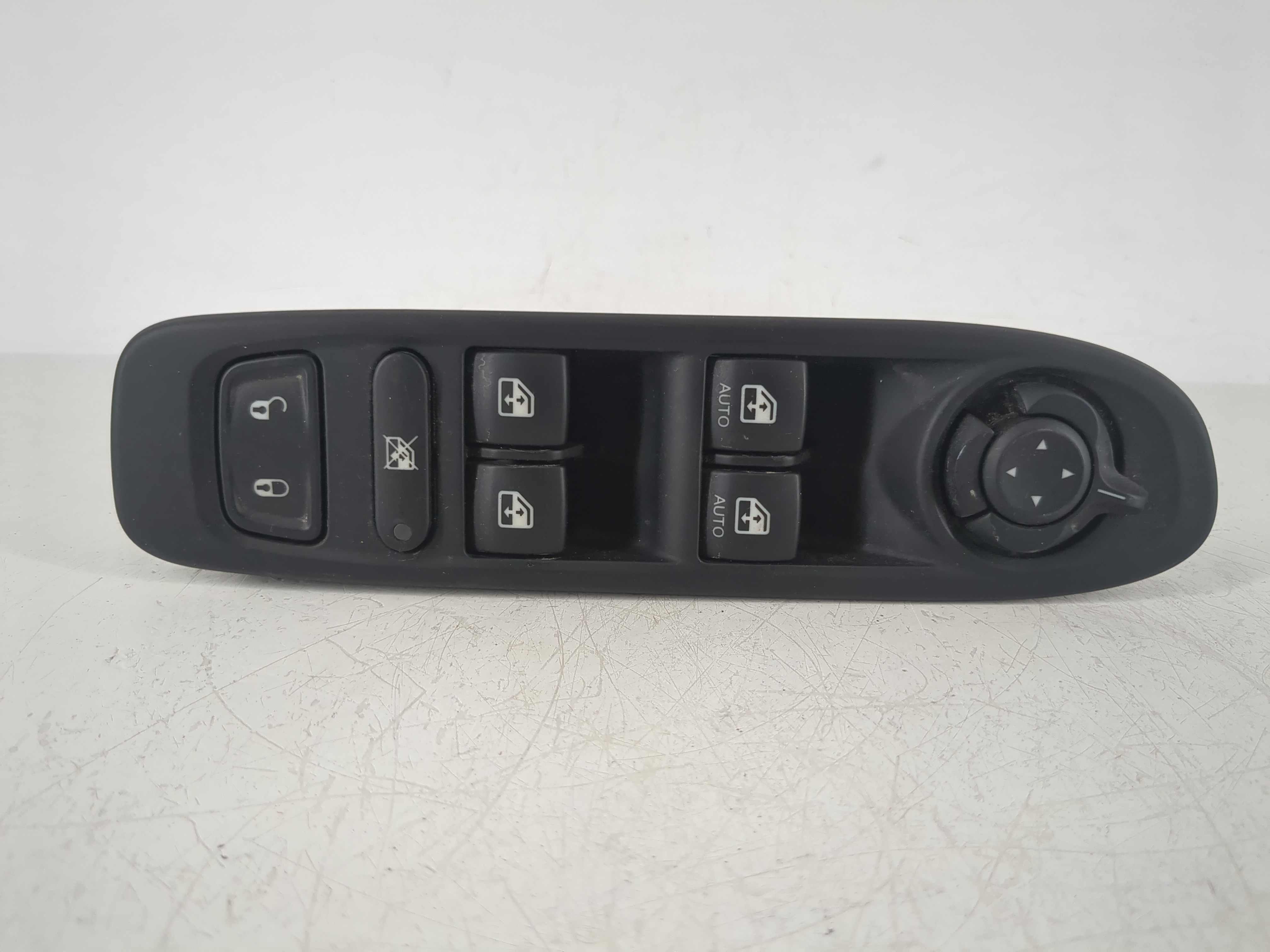 2018 Jeep Compass Driver Left Door Master Power Window Switch 1148072 - Oemusedautoparts1.com