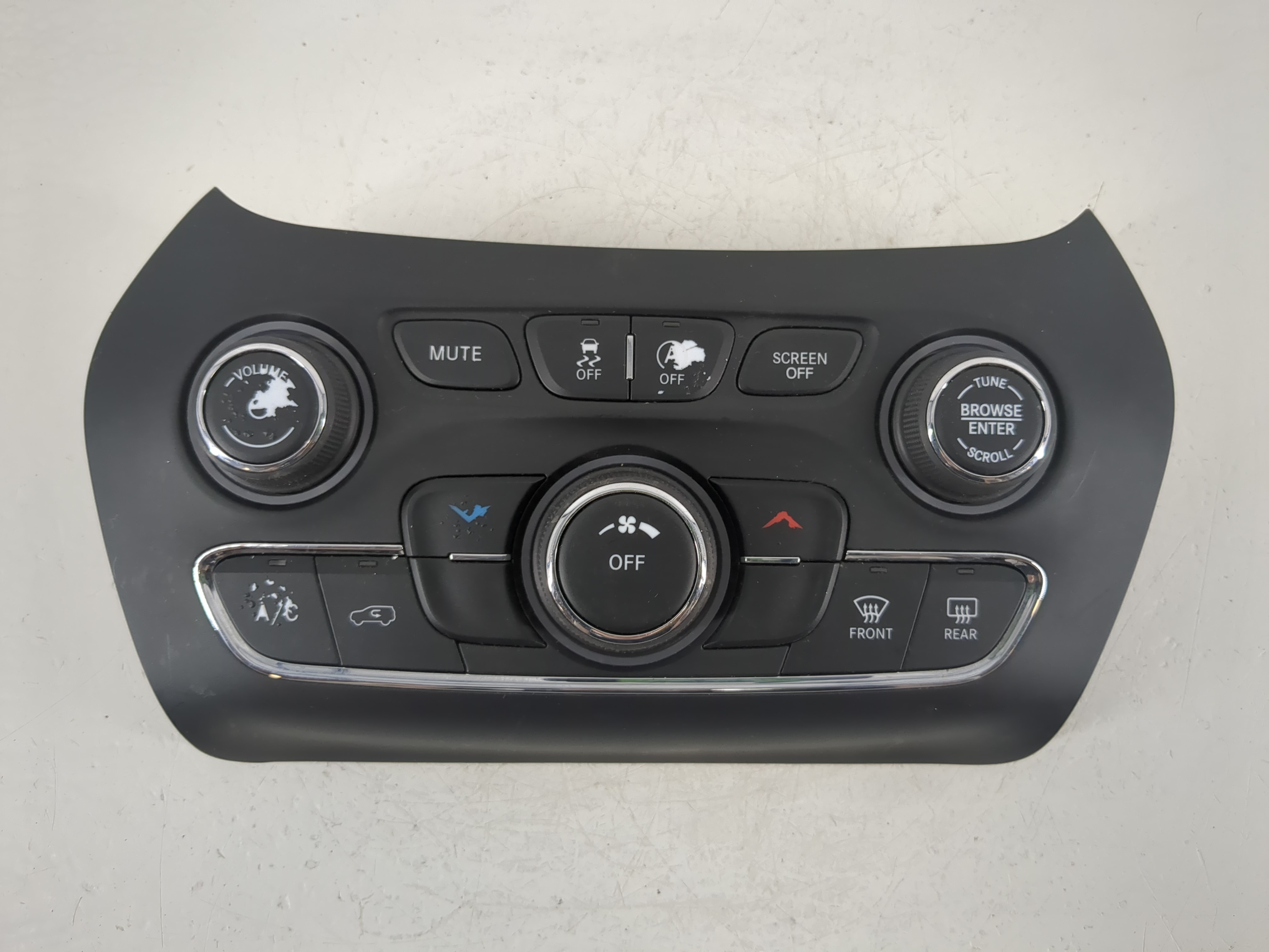 2019-2022 Jeep Cherokee Ac Heater Climate Control 68285938ad 1148236 - Oemusedautoparts1.com
