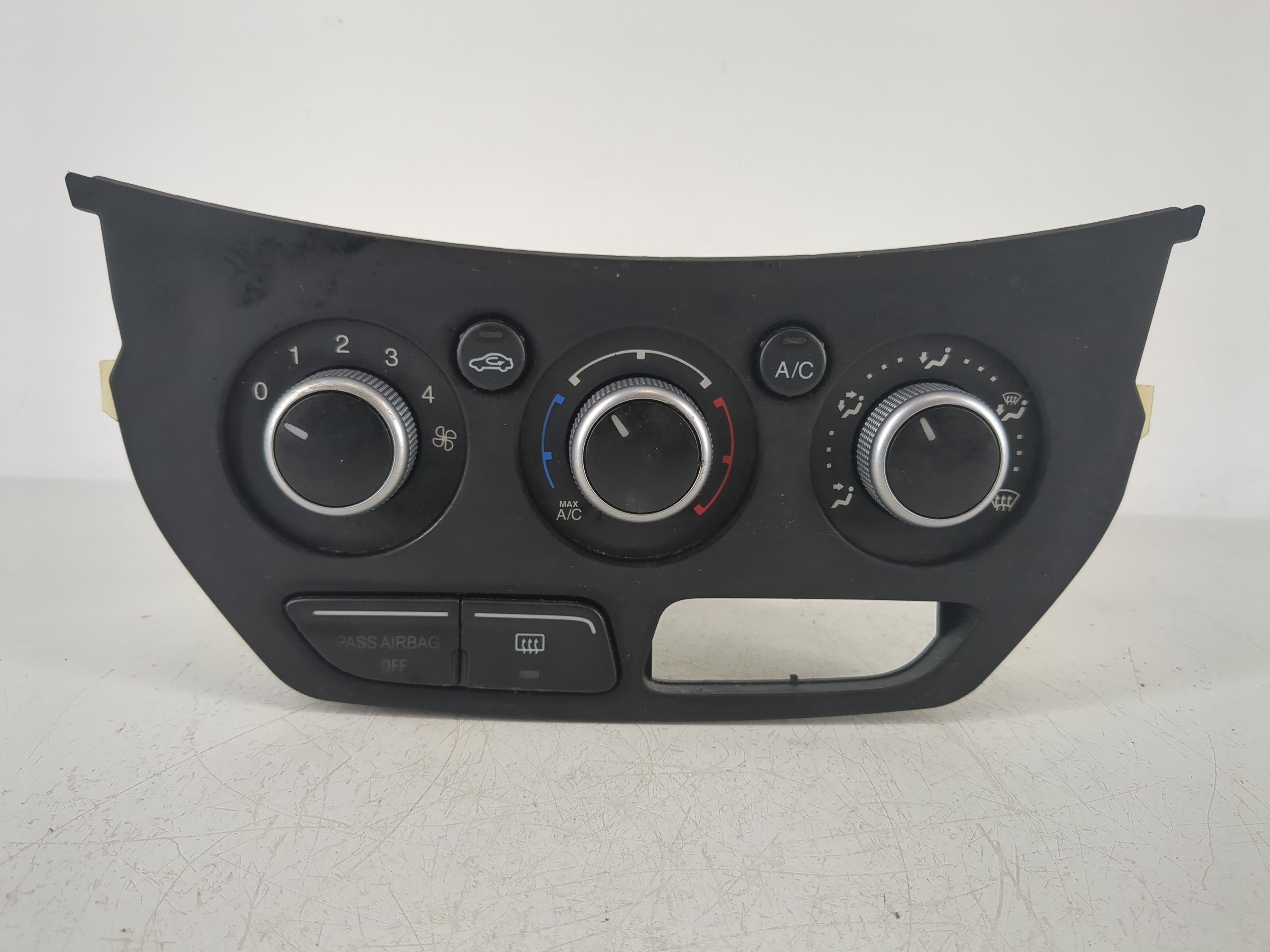 2013-2016 Ford Escape Ac Heater Climate Control Cj5t-19980-ck 1148248 - Oemusedautoparts1.com