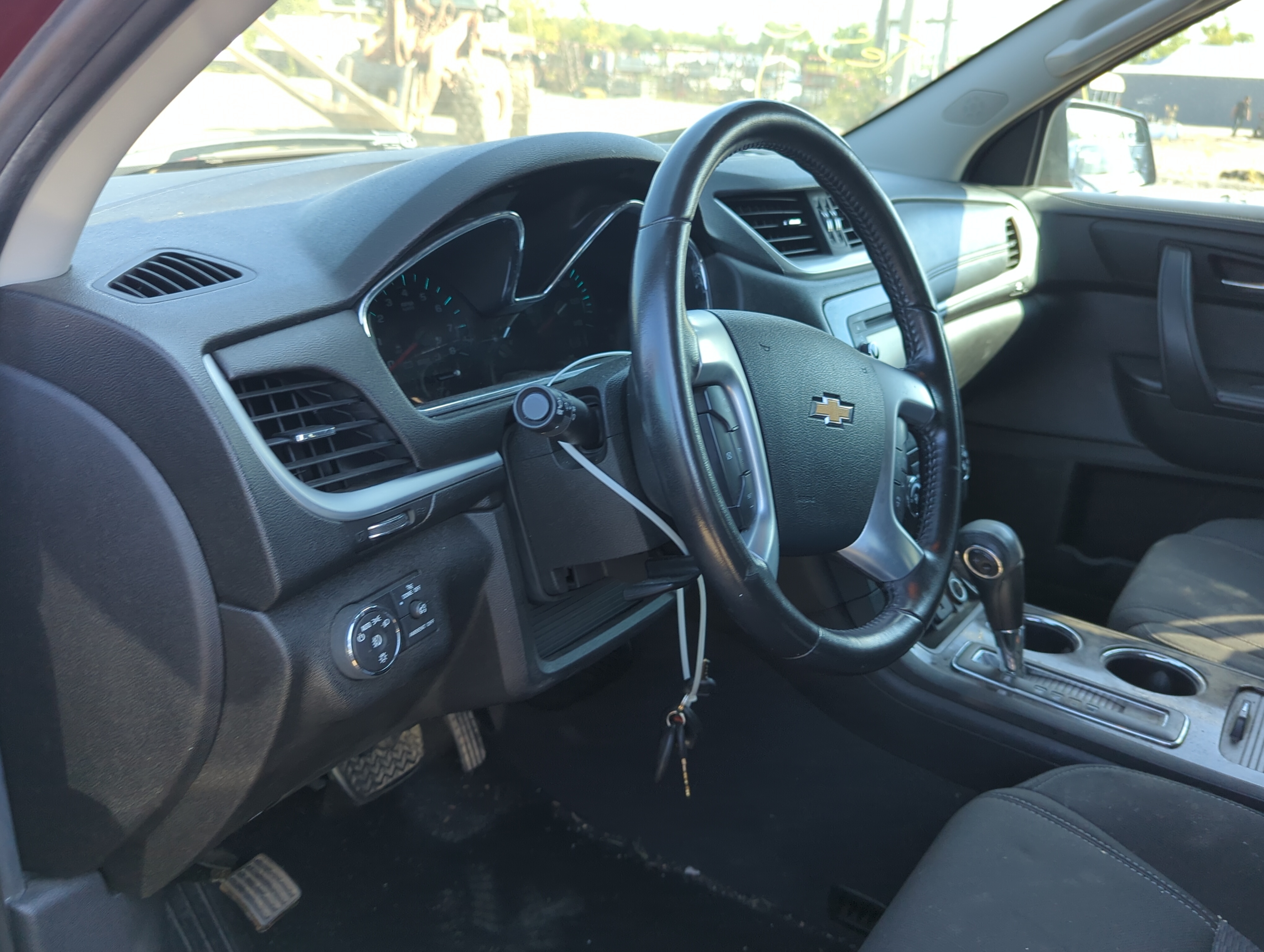 2013-2017 Chevrolet Traverse Air Bag Driver Left Steering Wheel Mounted 1148266 - Oemusedautoparts1.com