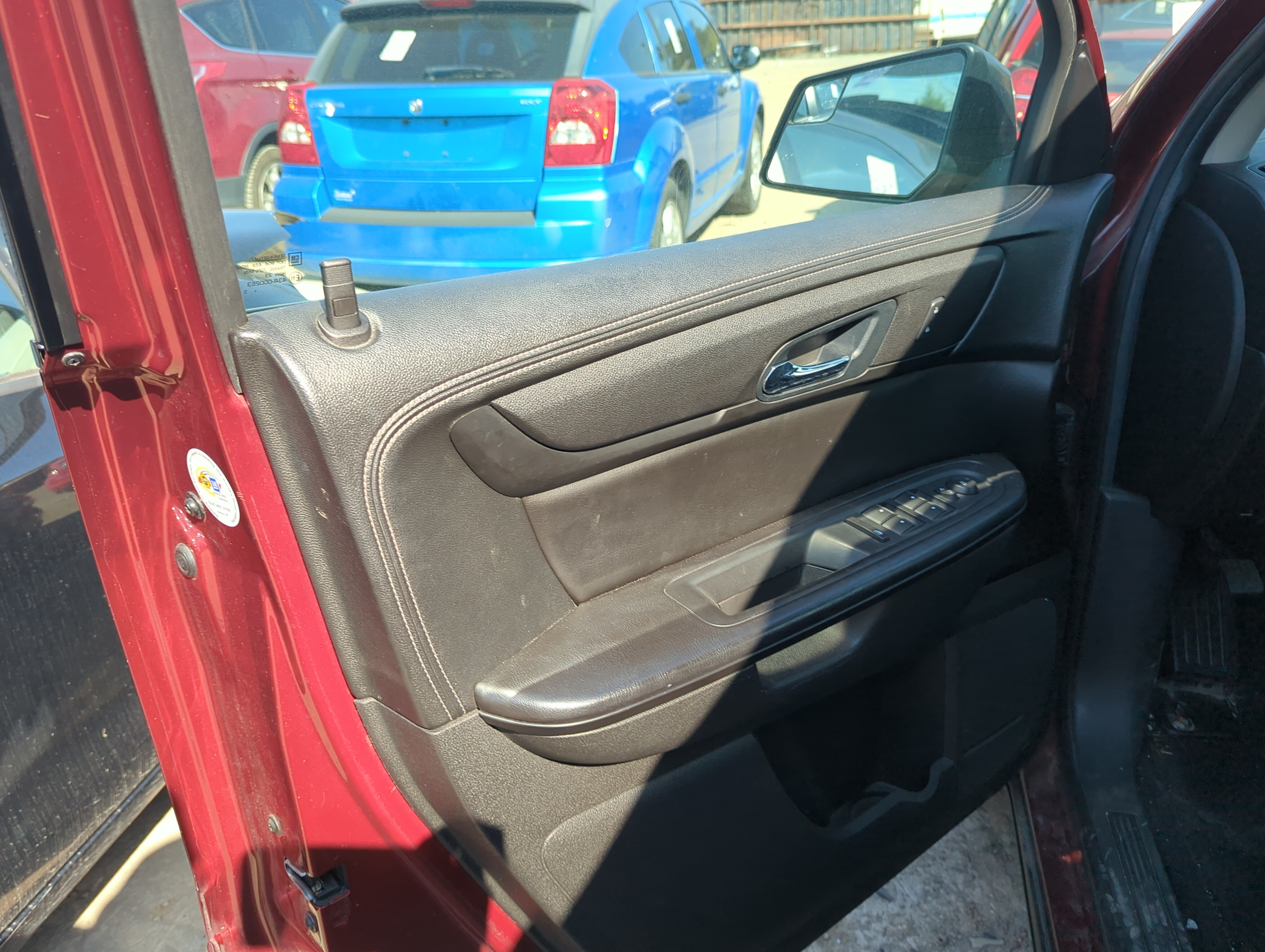 2015 Chevrolet Traverse Front Left Driver Interior Door Panel Trim 1148412 - Oemusedautoparts1.com